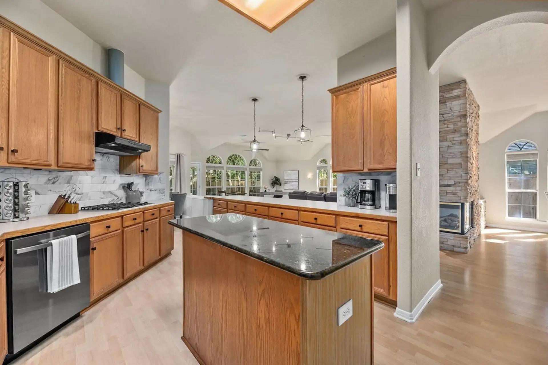 Listing photo 1 of 12733  Machete Trl