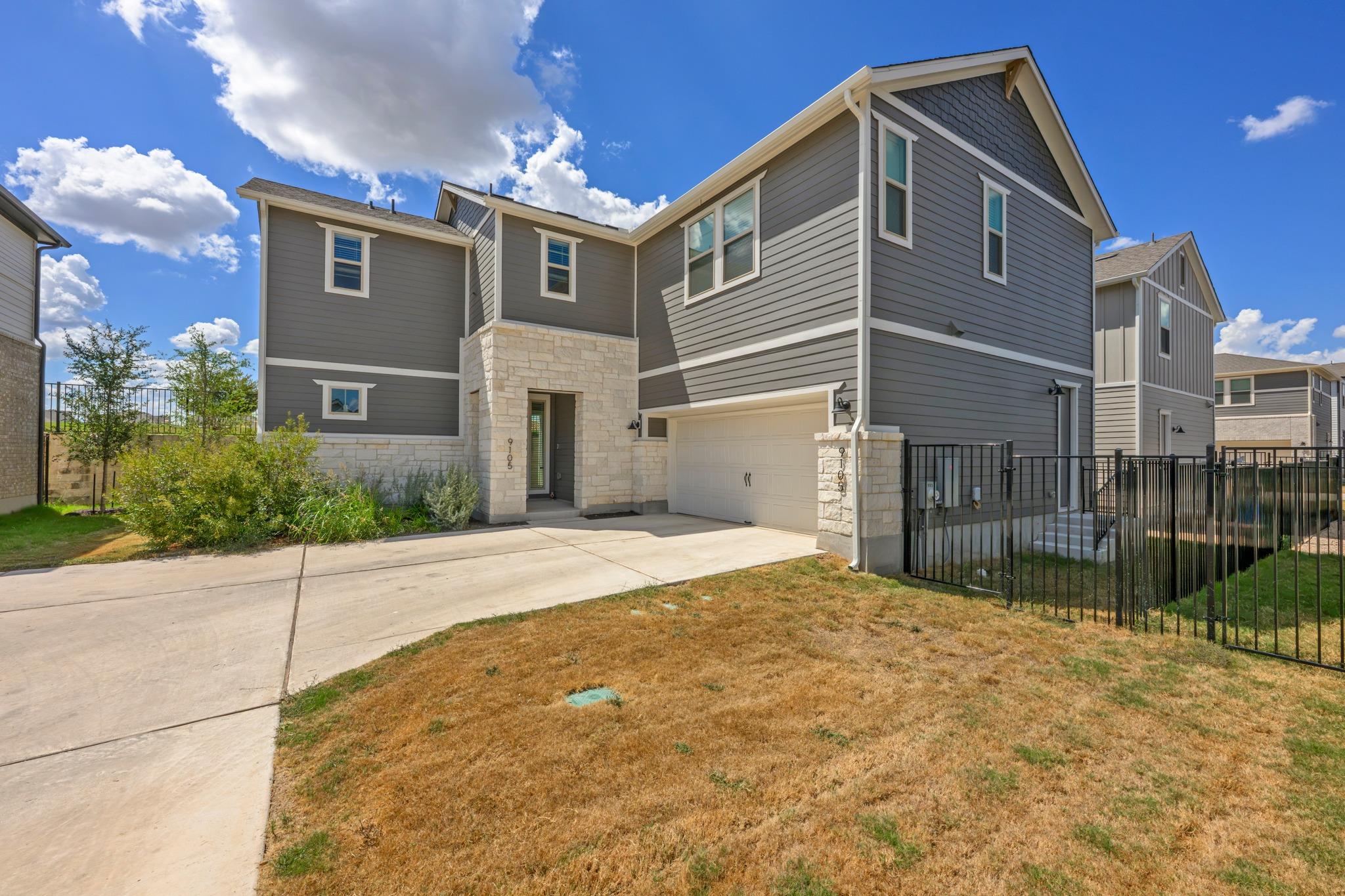 Listing photo 1 of 9105  Hamadryas Dr