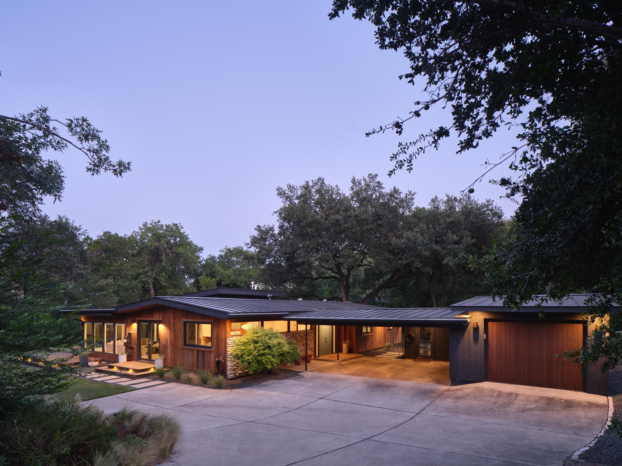 Listing photo 1 of 609  Laurel Valley Rd