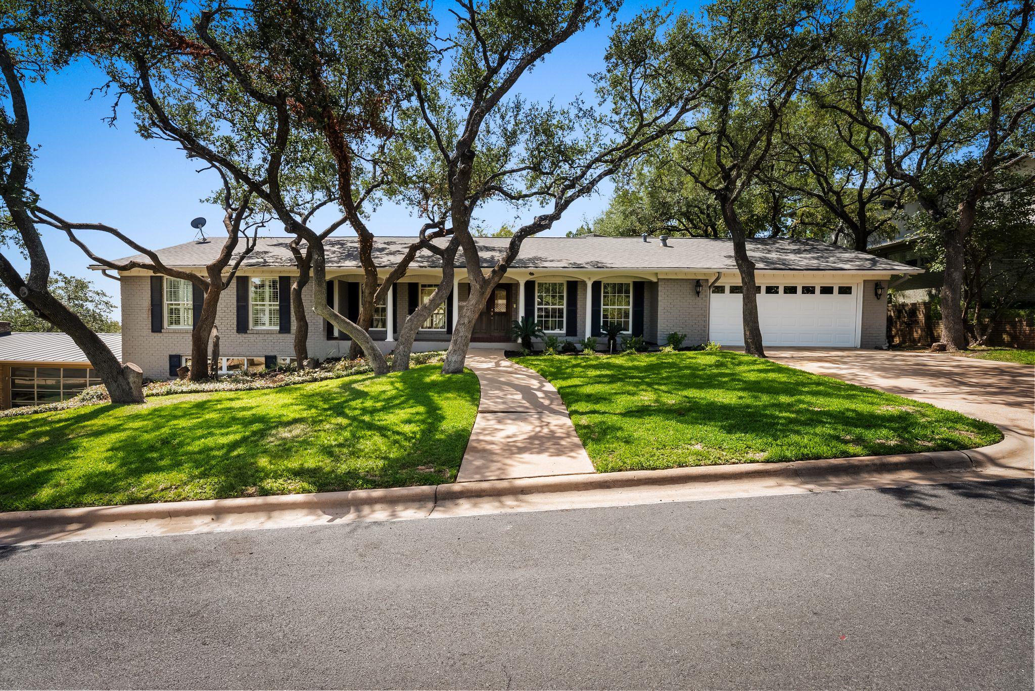 Listing photo 1 of 3407  Mount Barker Dr