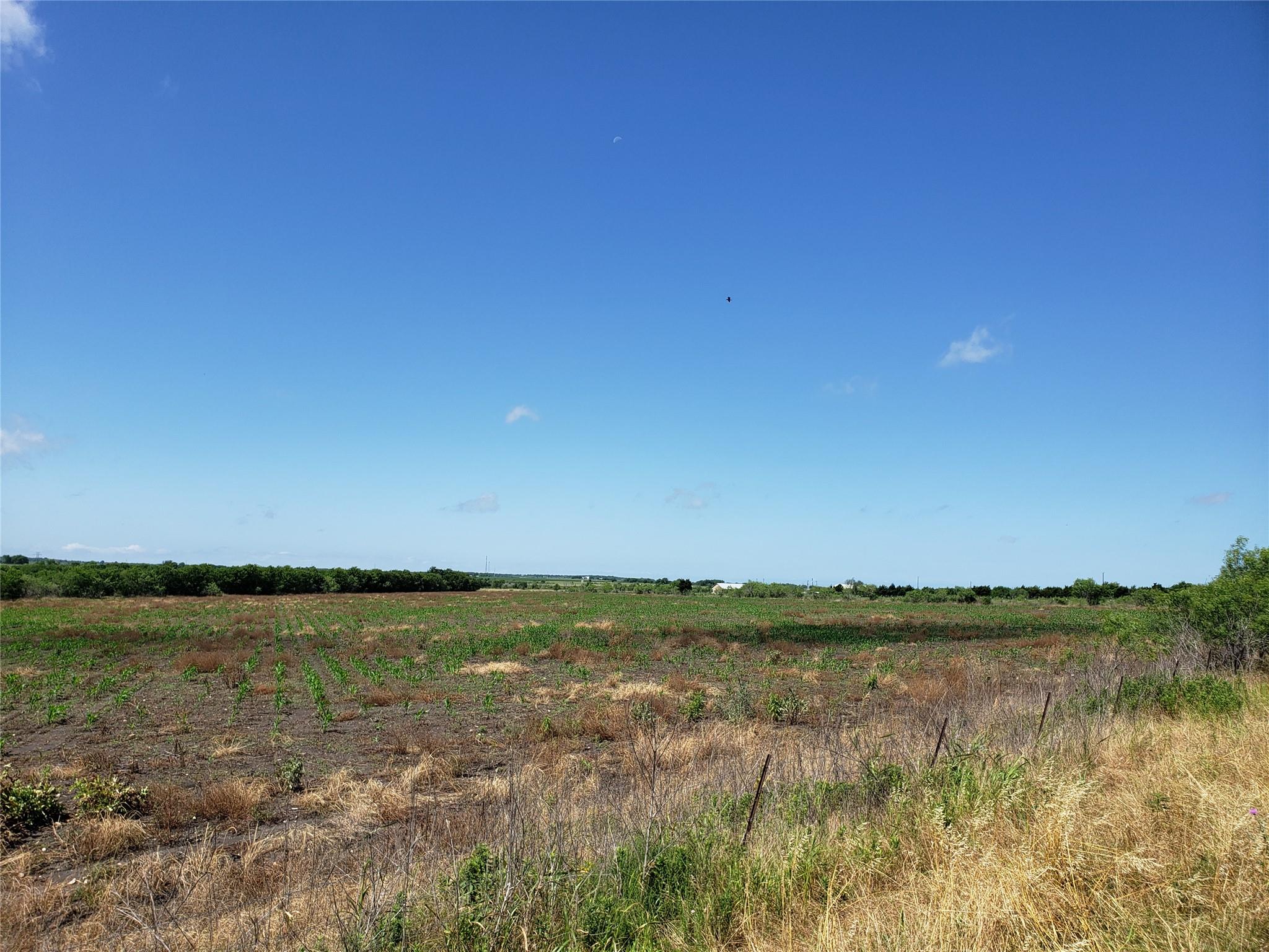 Unobstructed horizons stretch across this expansi