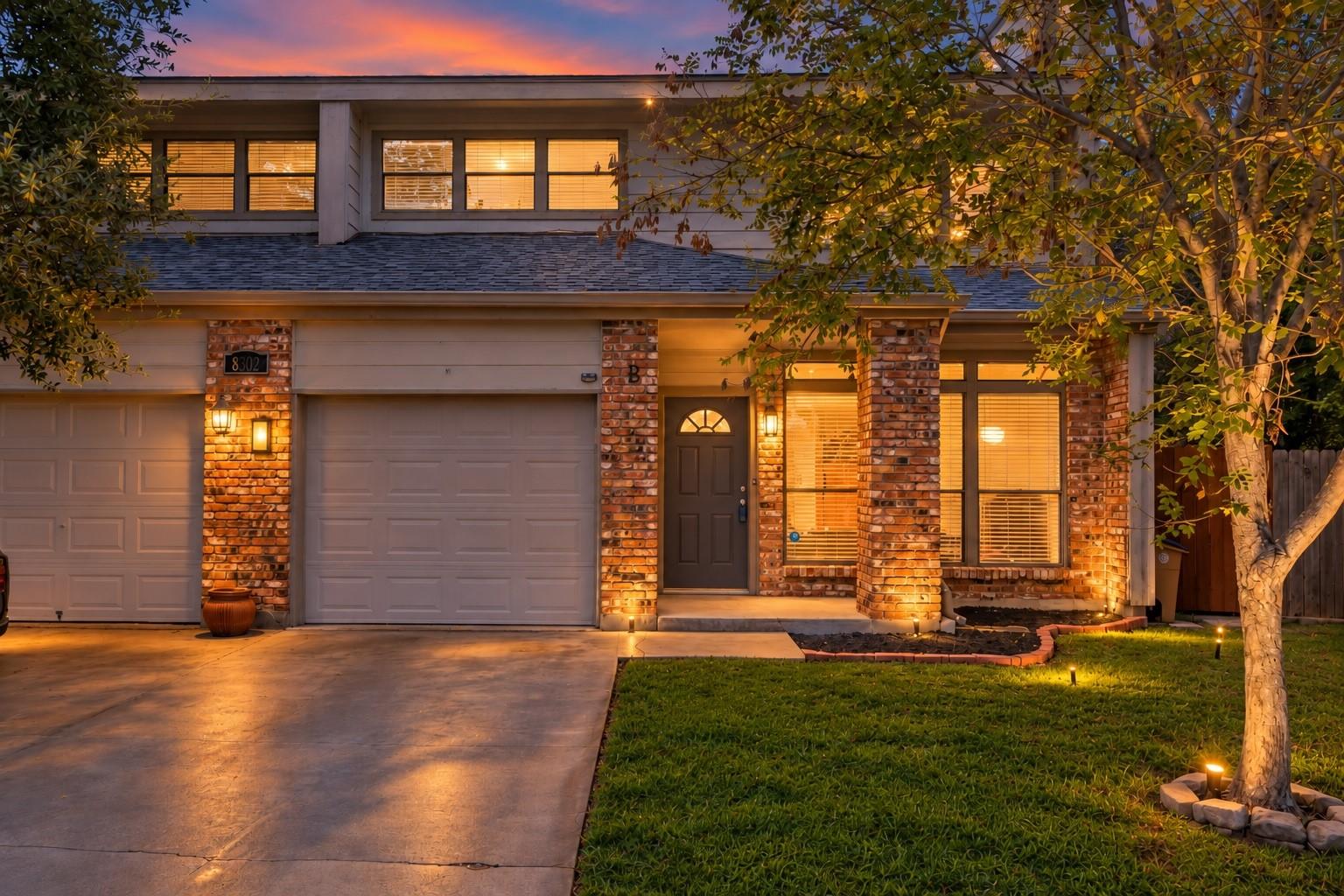 Listing photo 1 of 8302  Bradford Edward Cv  #B