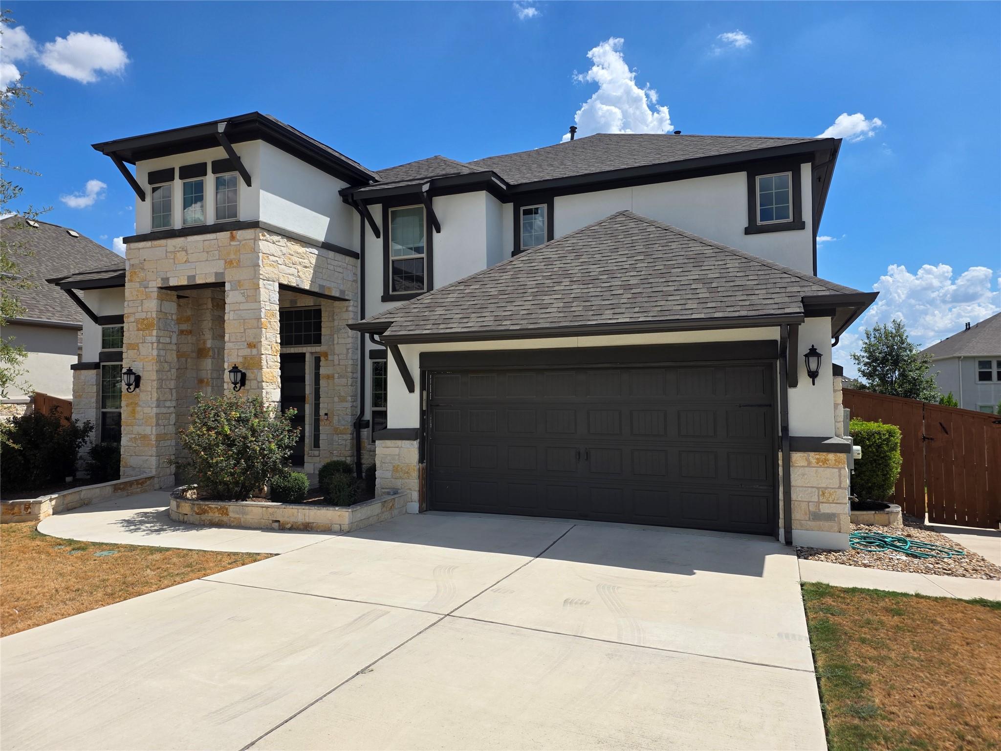 An impressive exterior features a striking combin