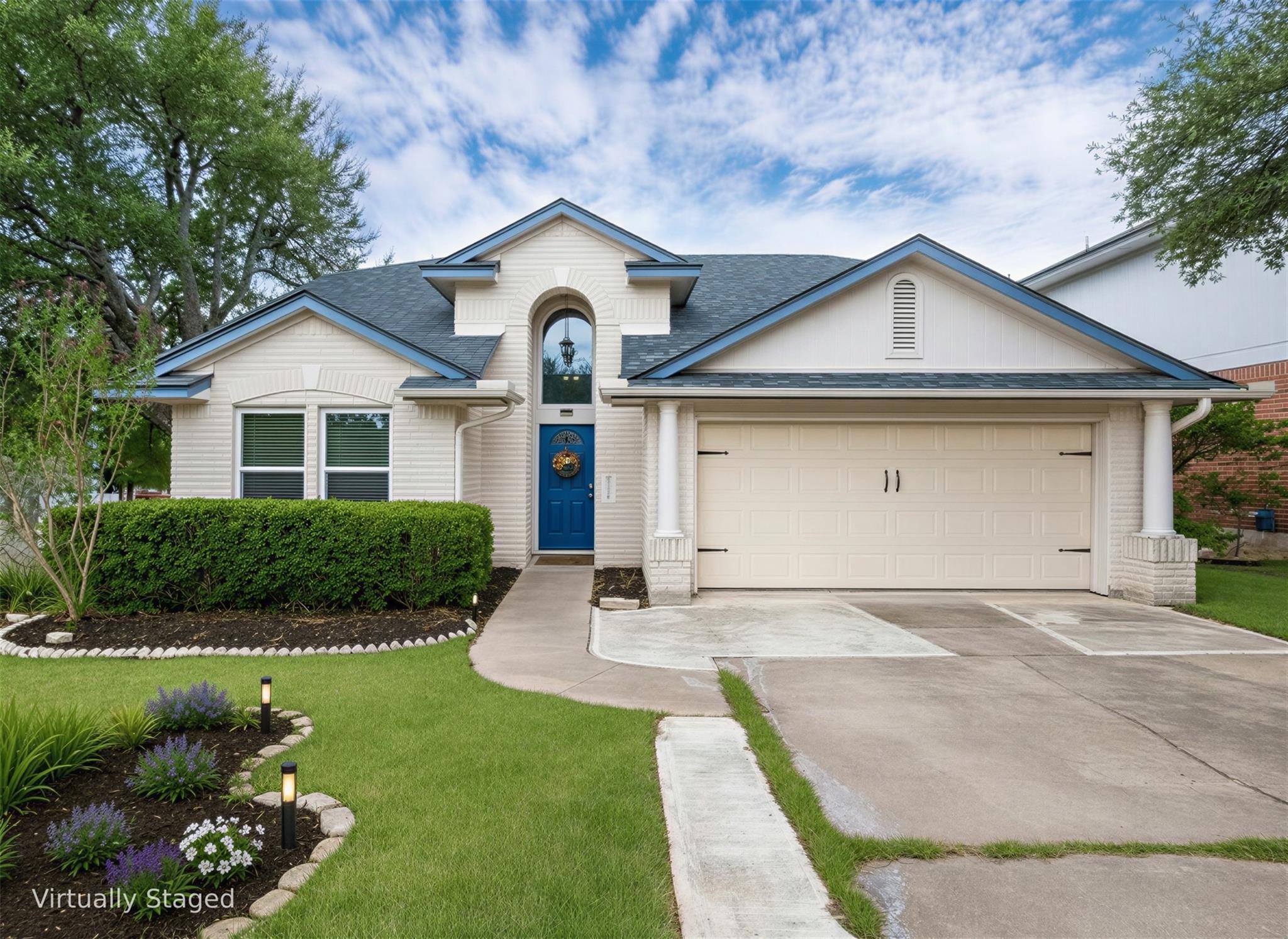 Listing photo 1 of 2510  Eastwood Ln