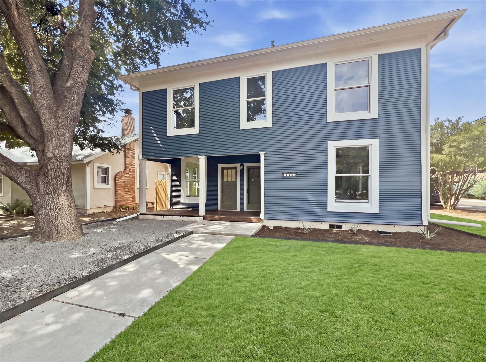 Listing photo 1 of 4014  Avenue D None  #Unit A
