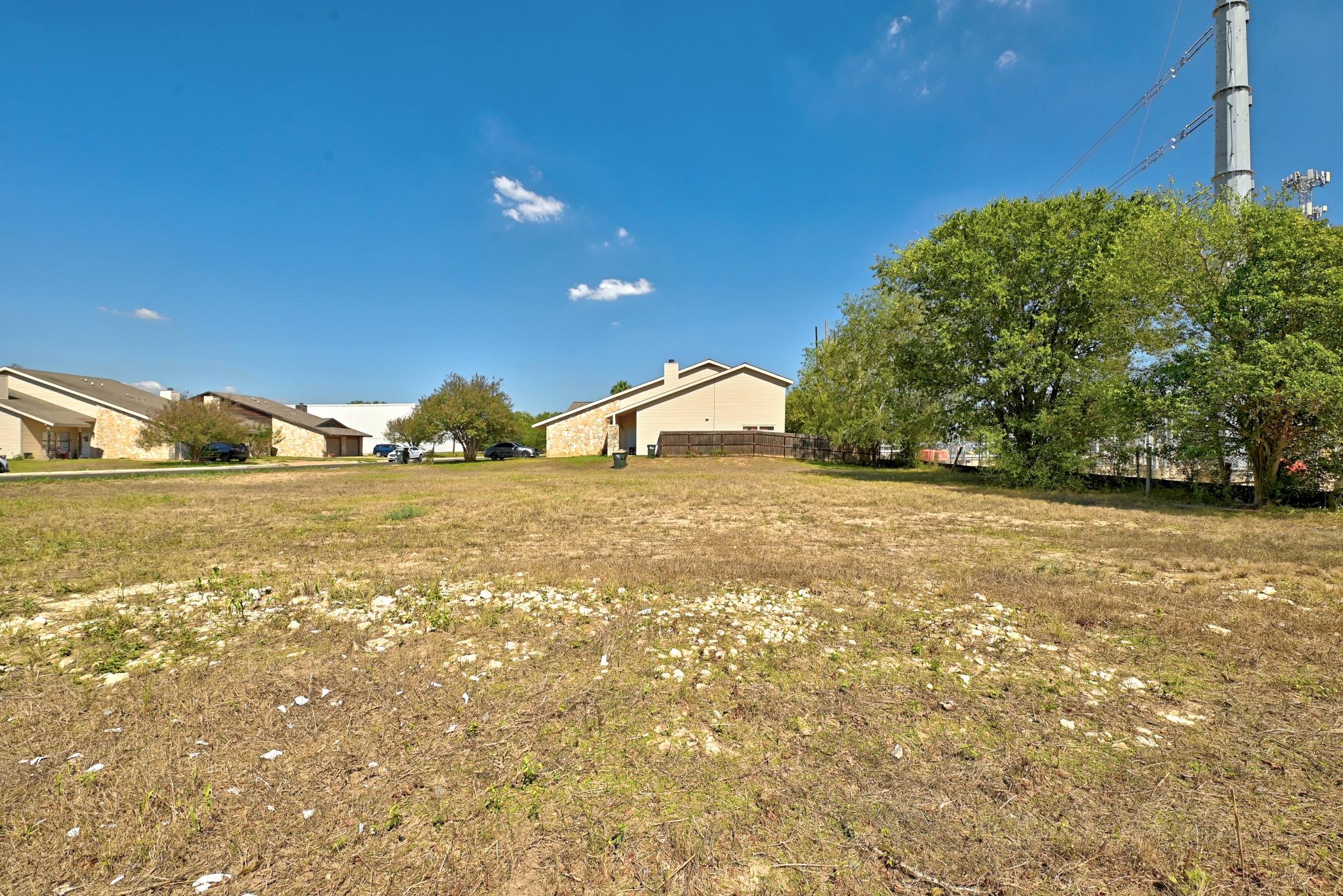Listing photo 1 of 1248  Conway Dr