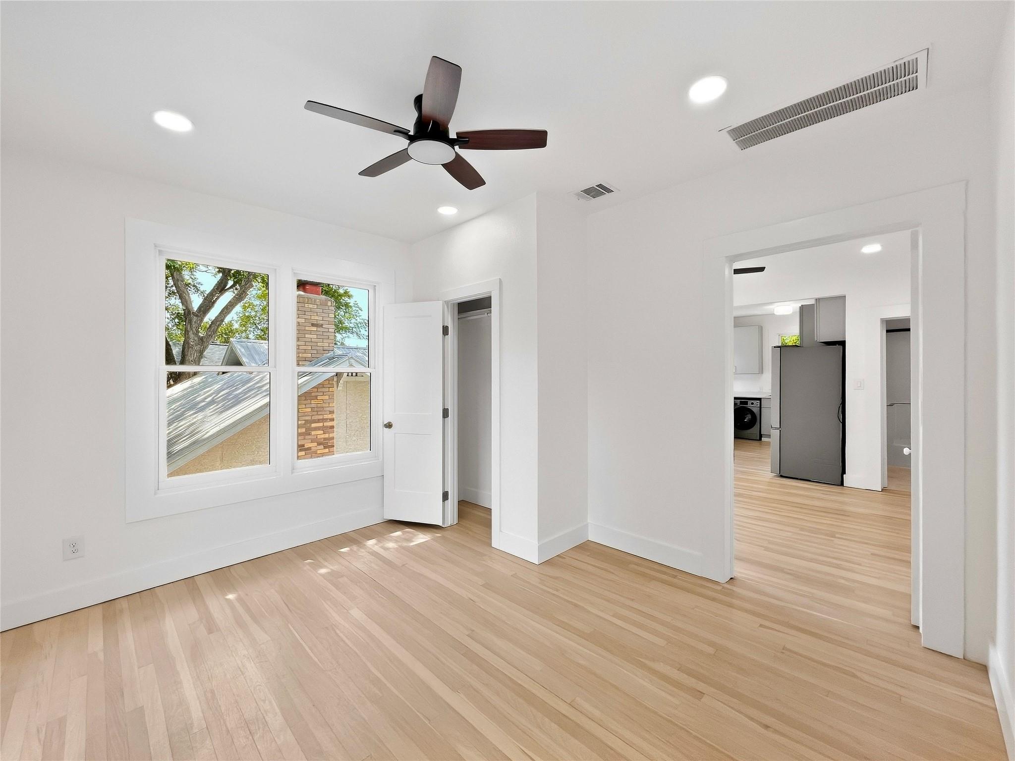 Listing photo 1 of 4014  AVENUE D None  #Unit B