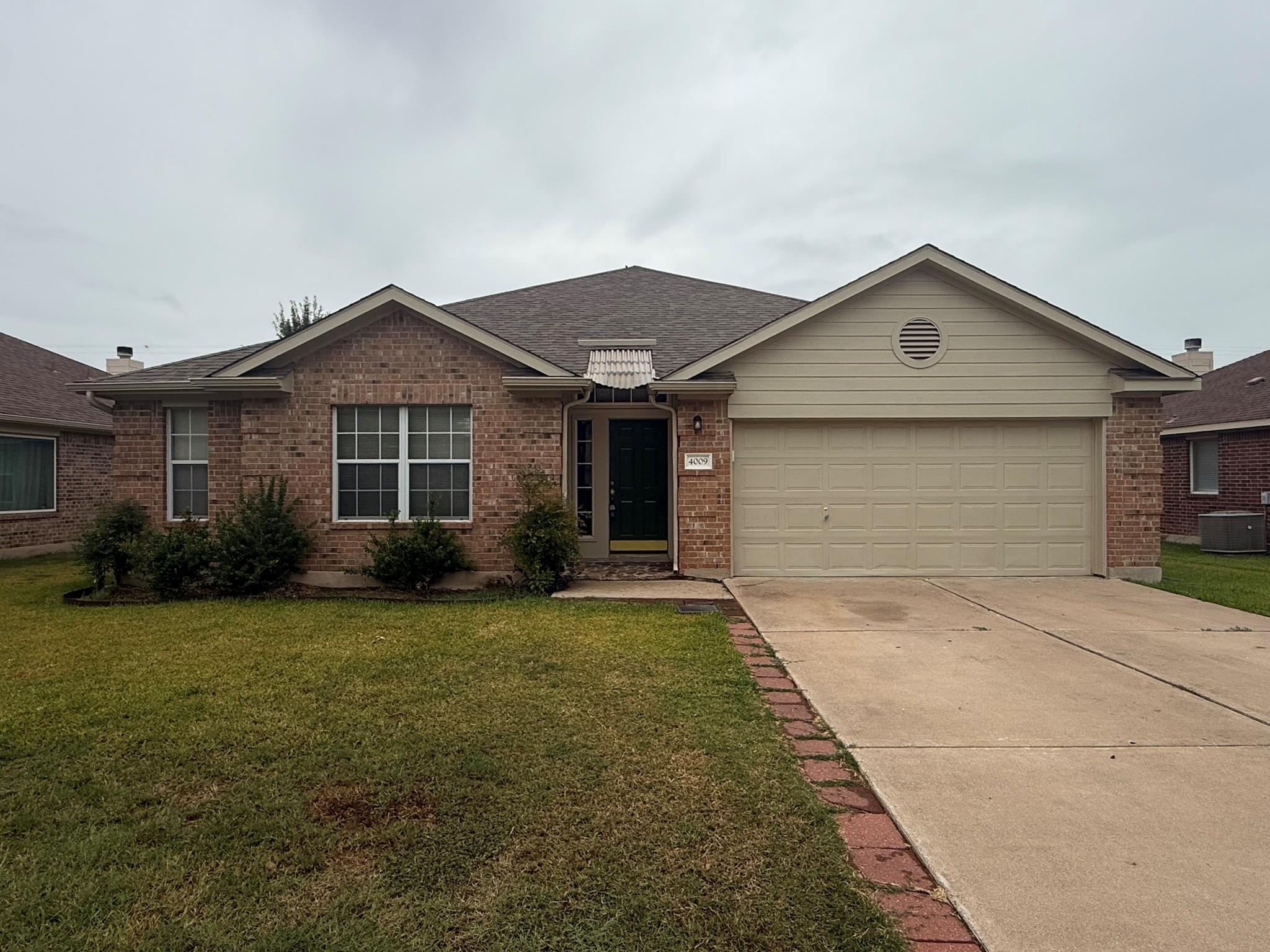 Listing photo 1 of 4009  Kerley Ct