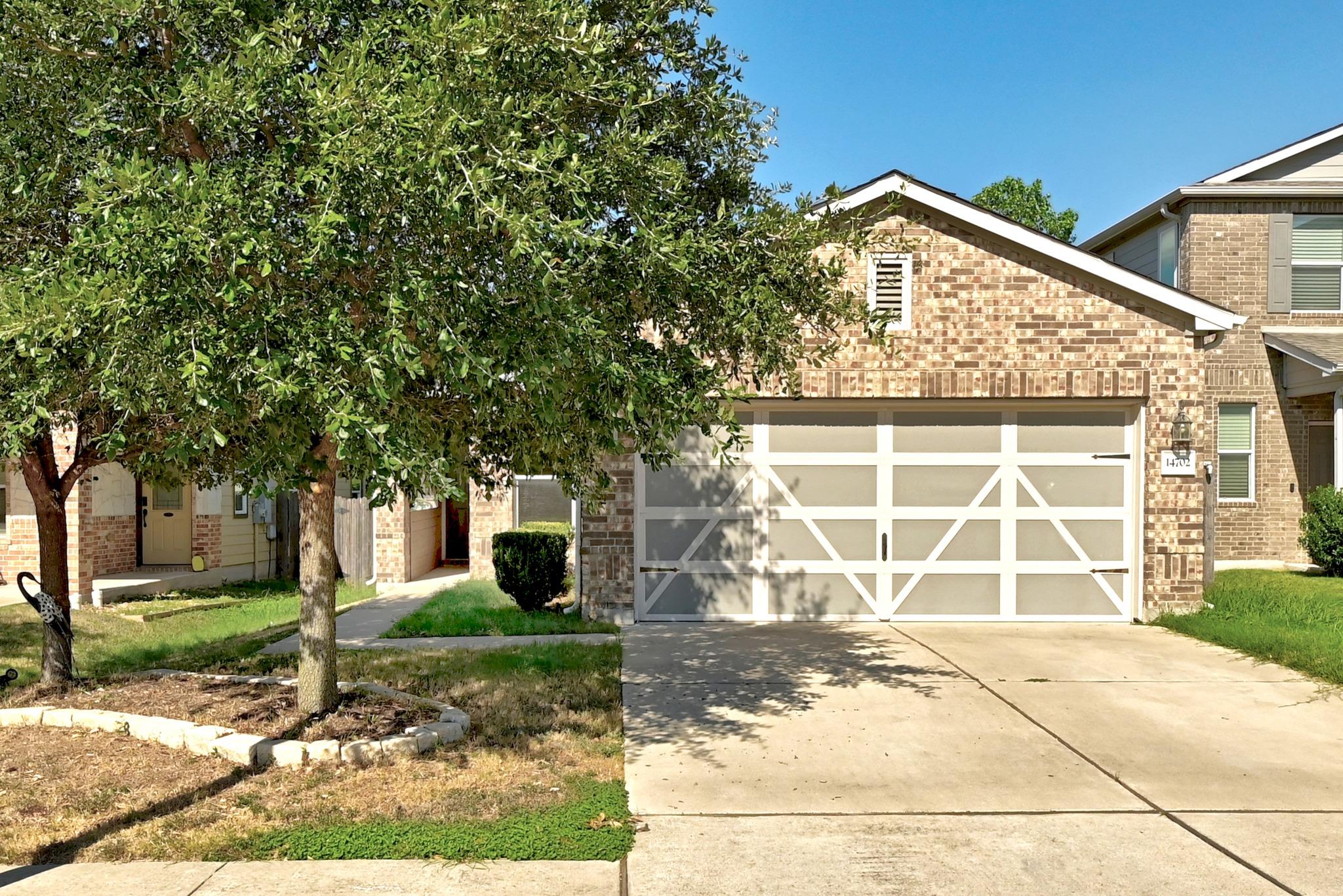 Listing photo 1 of 14702  Peregrine Dr