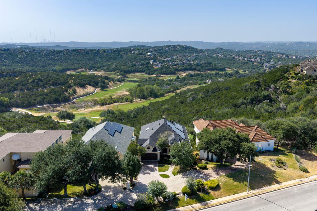 Listing photo 1 of 4803  River Place Blvd