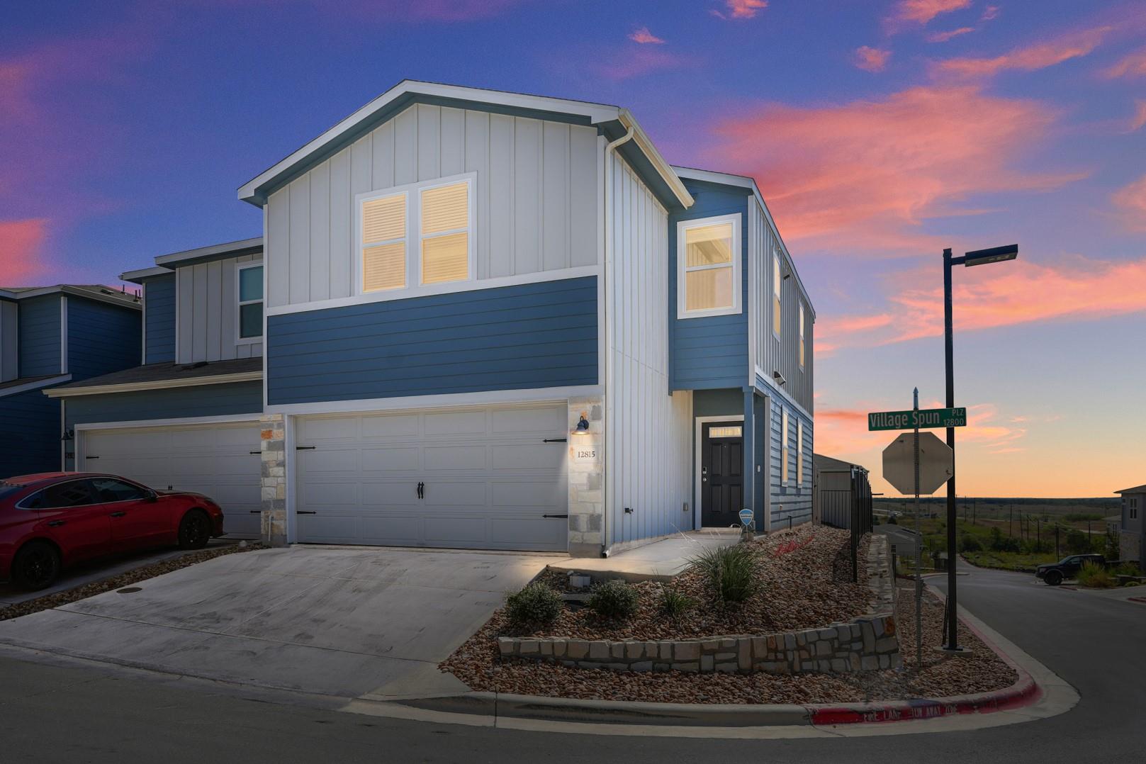 Listing photo 1 of 12815  Village Spun Plz