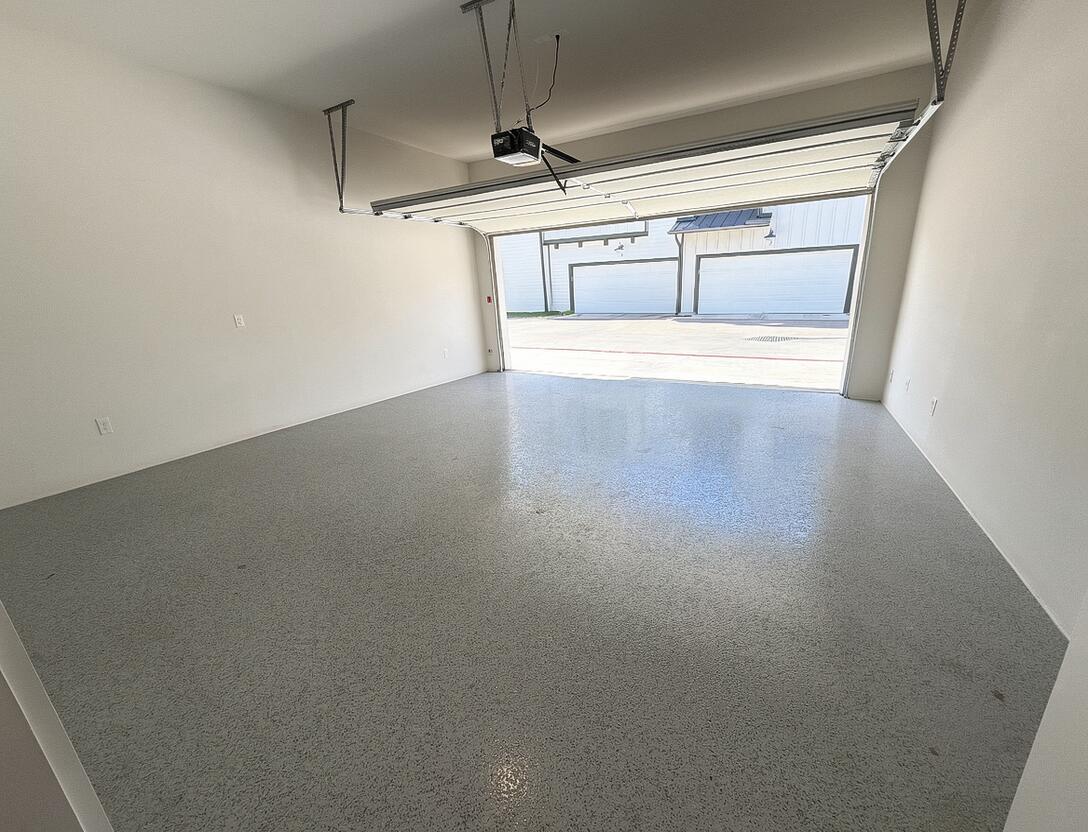 Listing photo 1 of 2707  Dulce Ln  #16