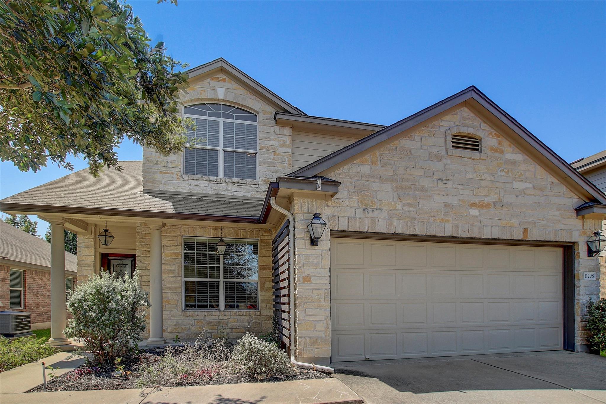 Listing photo 1 of 11208  Mckinney Spring Dr