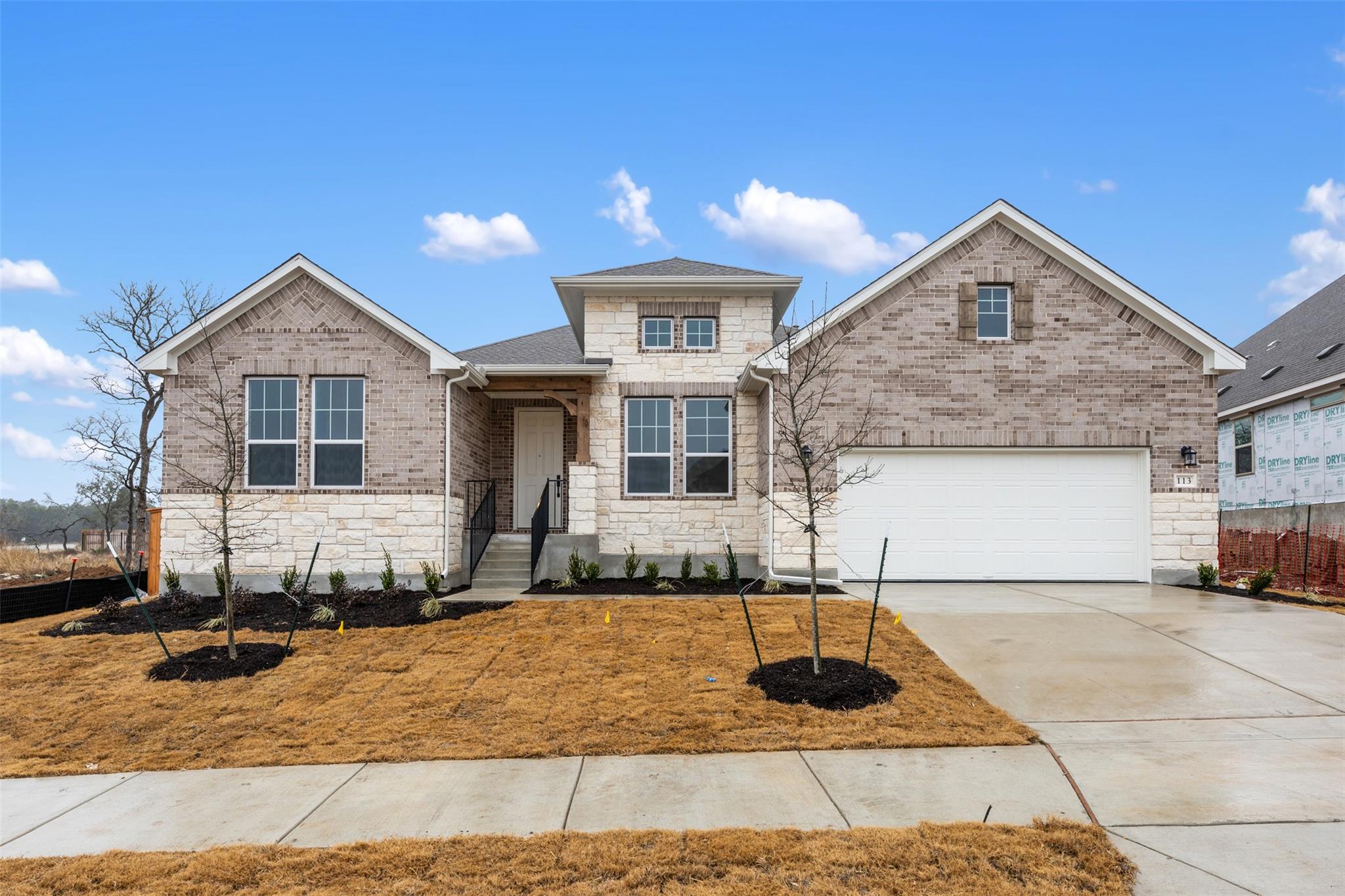 Listing photo 1 of 231  Possumhaw Ln