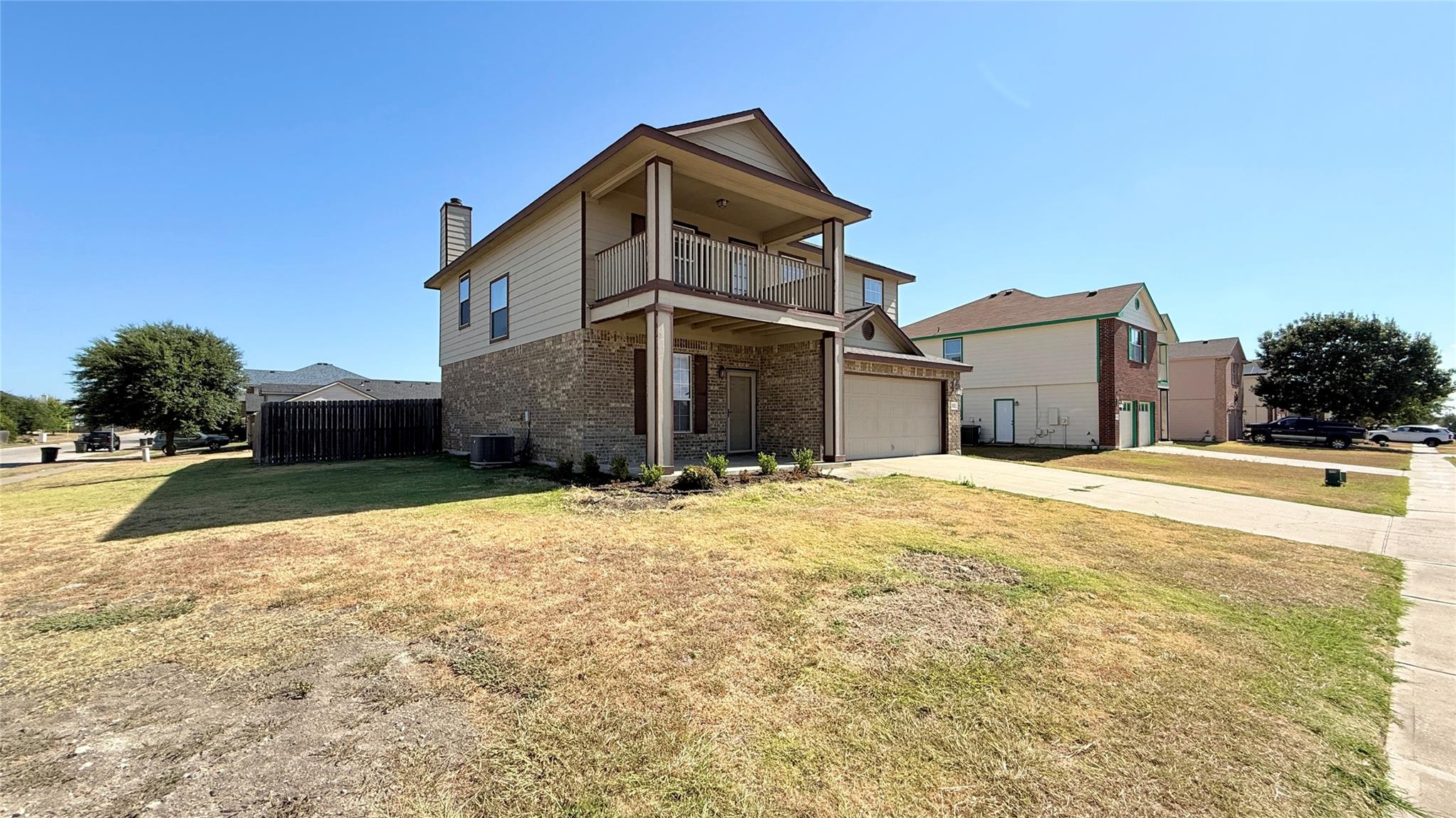 Listing photo 1 of 511  Taurus Dr
