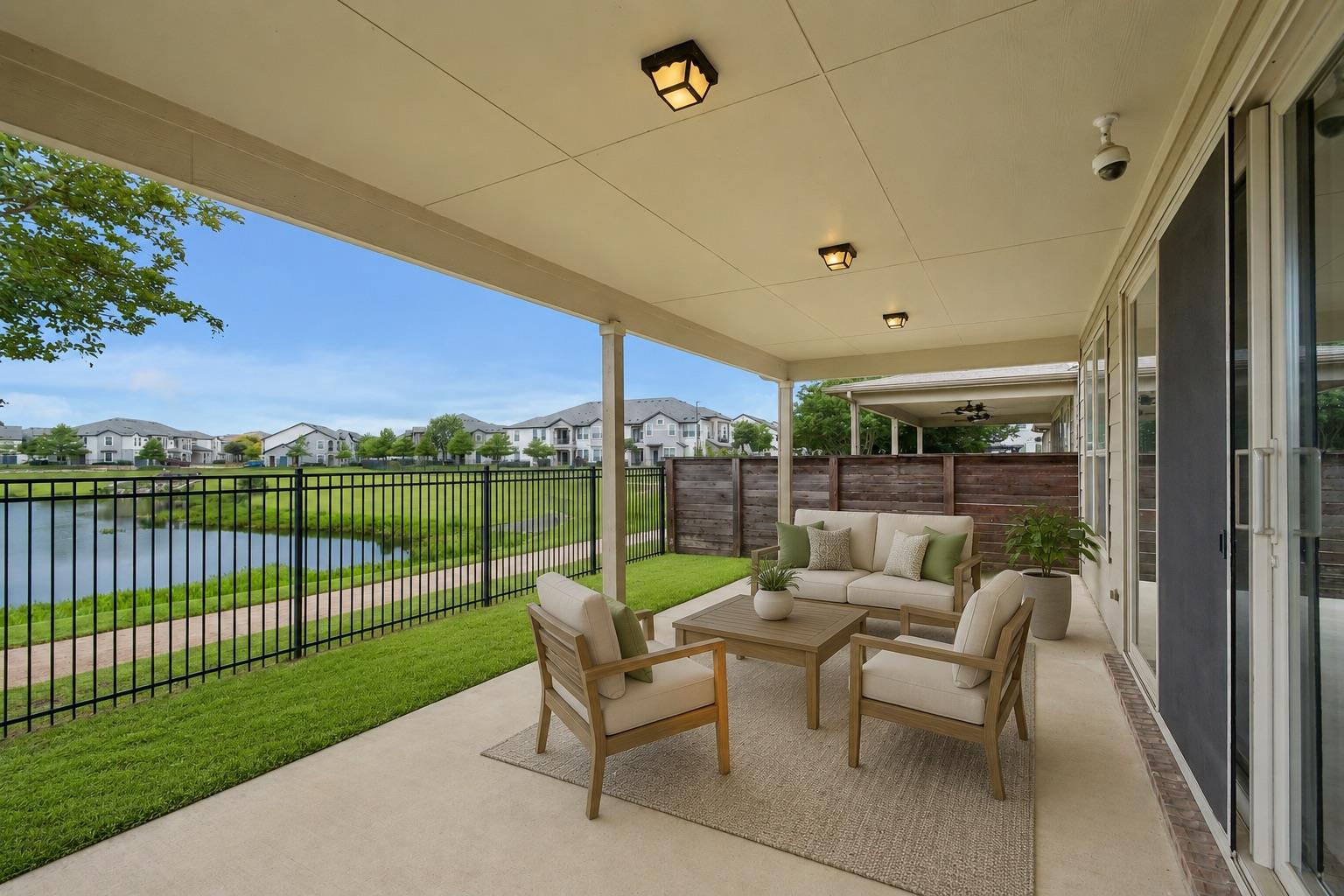 Listing photo 1 of 10411  Turnbull Loop