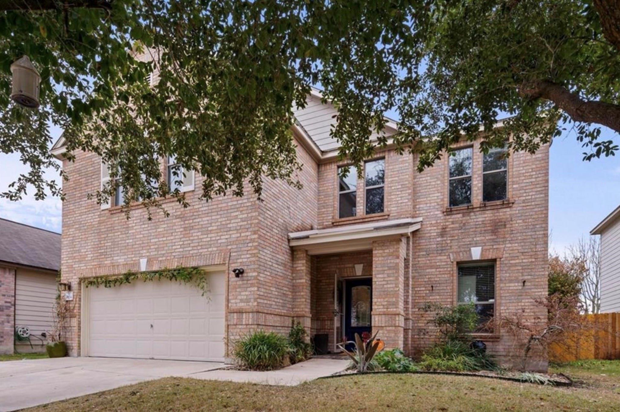 Listing photo 1 of 9024  Ipswich Bay Dr