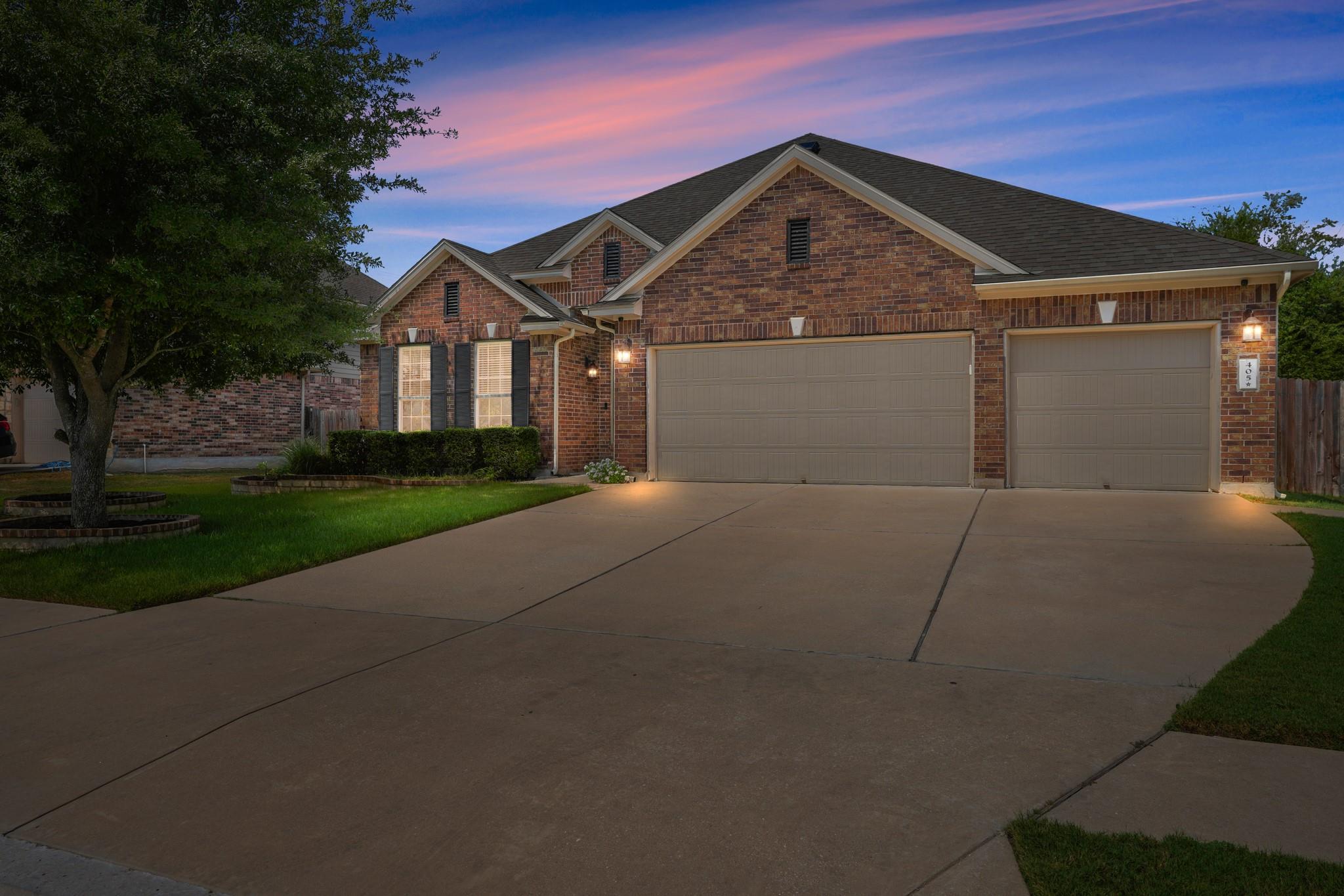 Listing photo of 405  Clear Shadow Cv