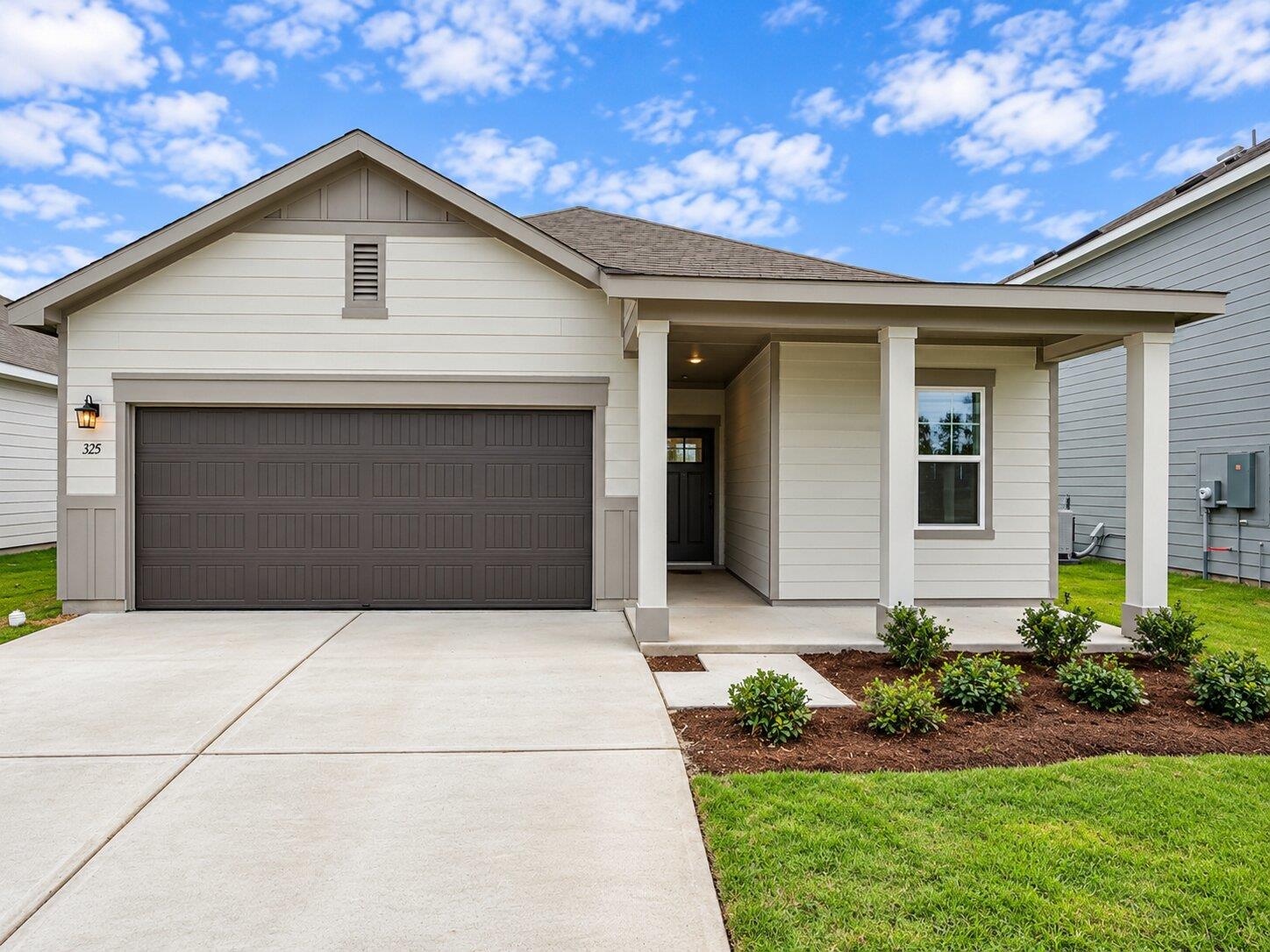 Listing photo 1 of 325  Sieders St