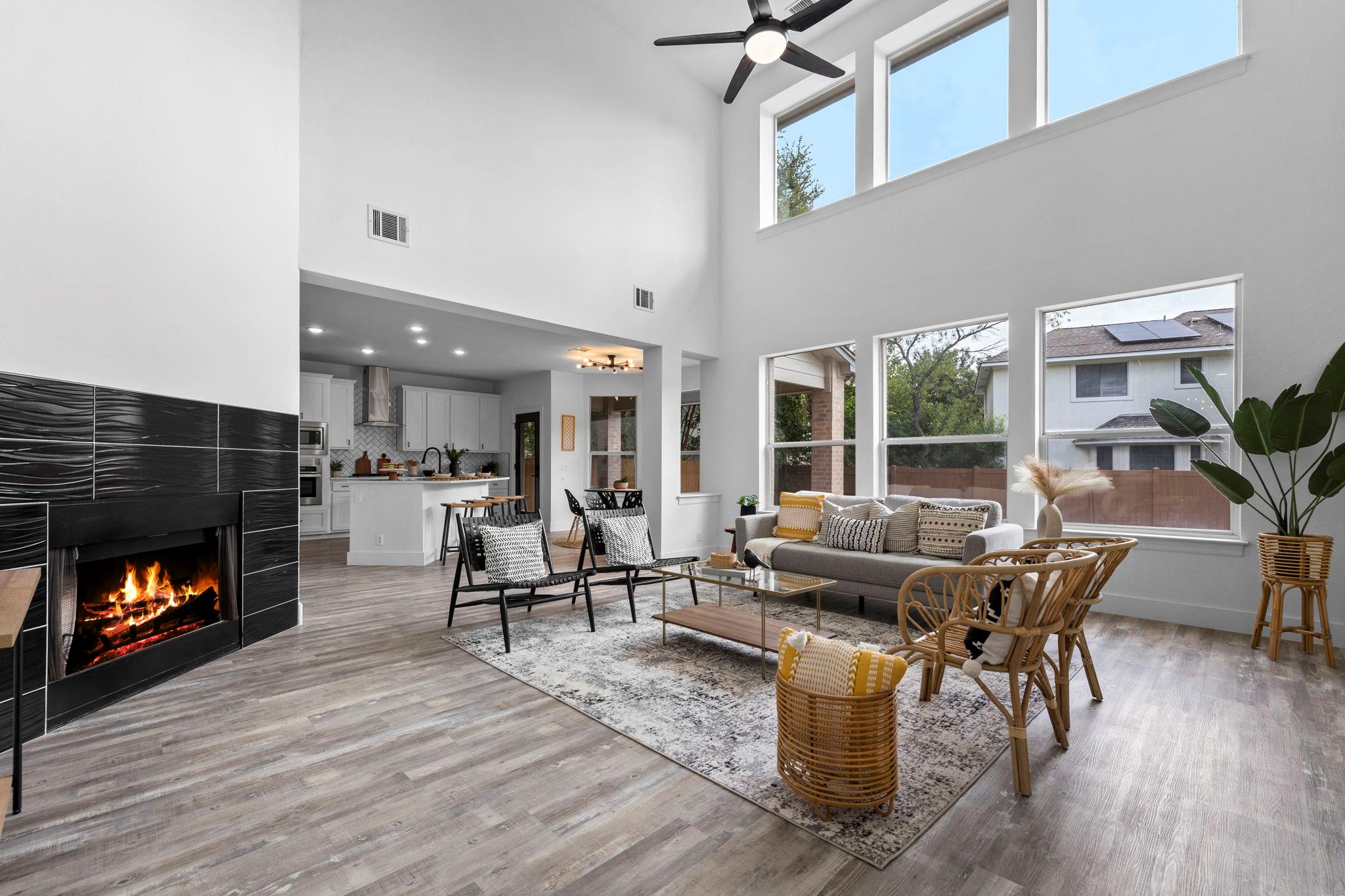 Listing photo 1 of 10909  River Plantation Dr