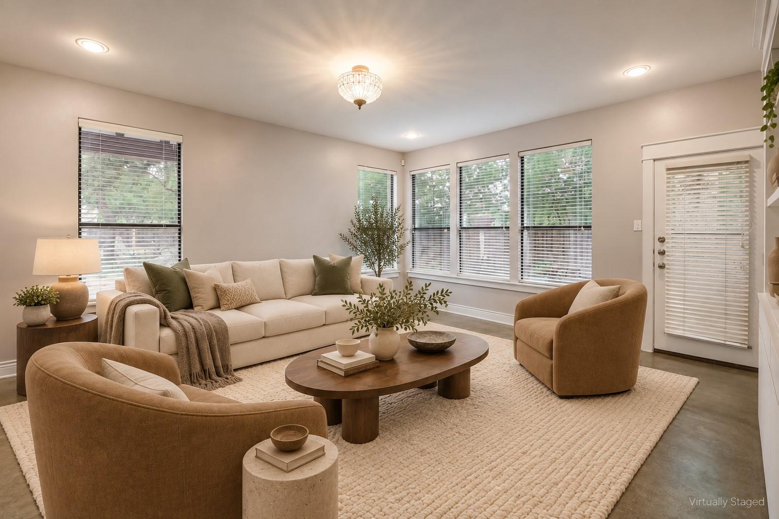 Listing photo 1 of 1314  Newning Ave  #B