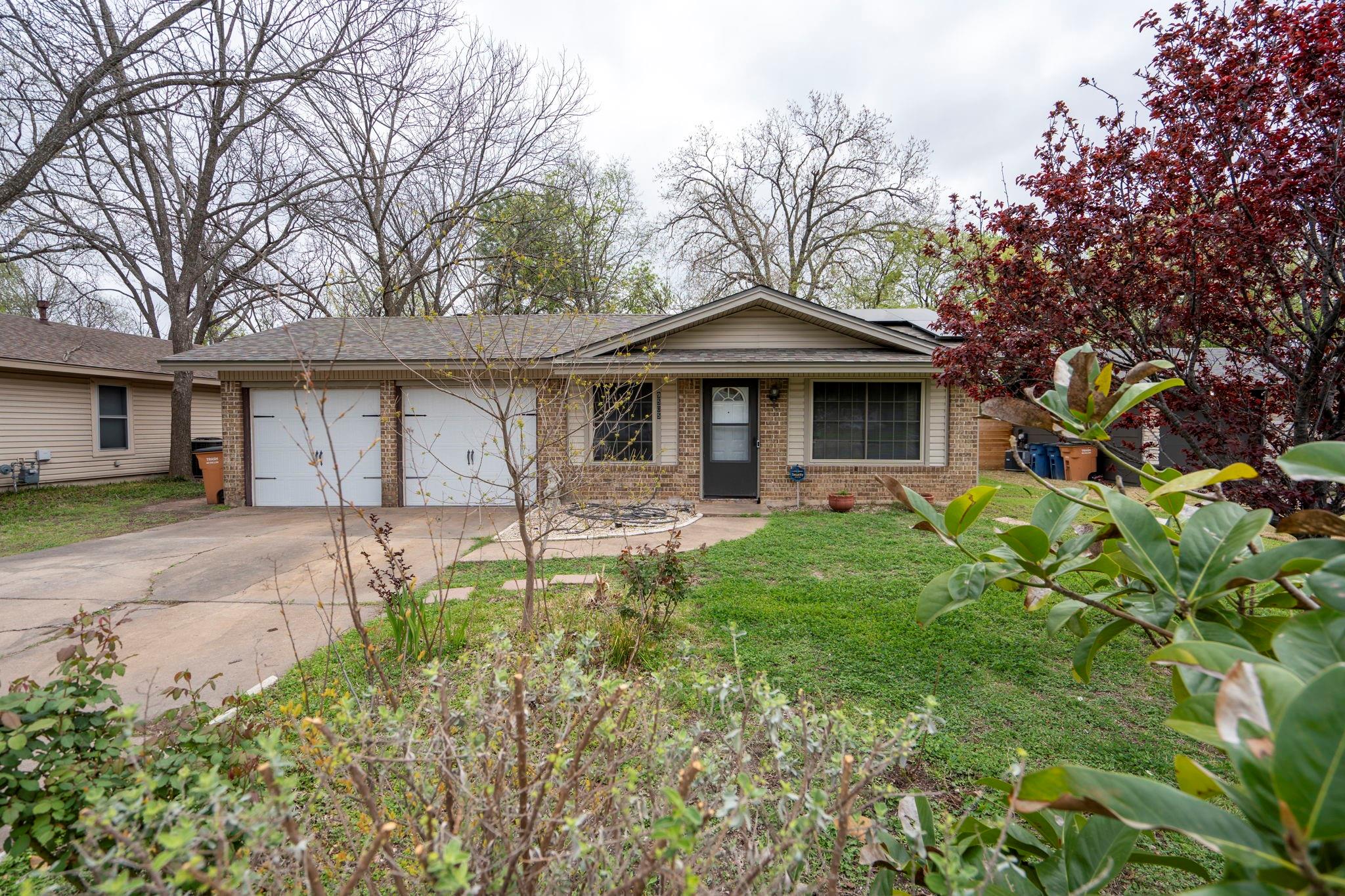 Listing photo 1 of 9505  Oriole Dr