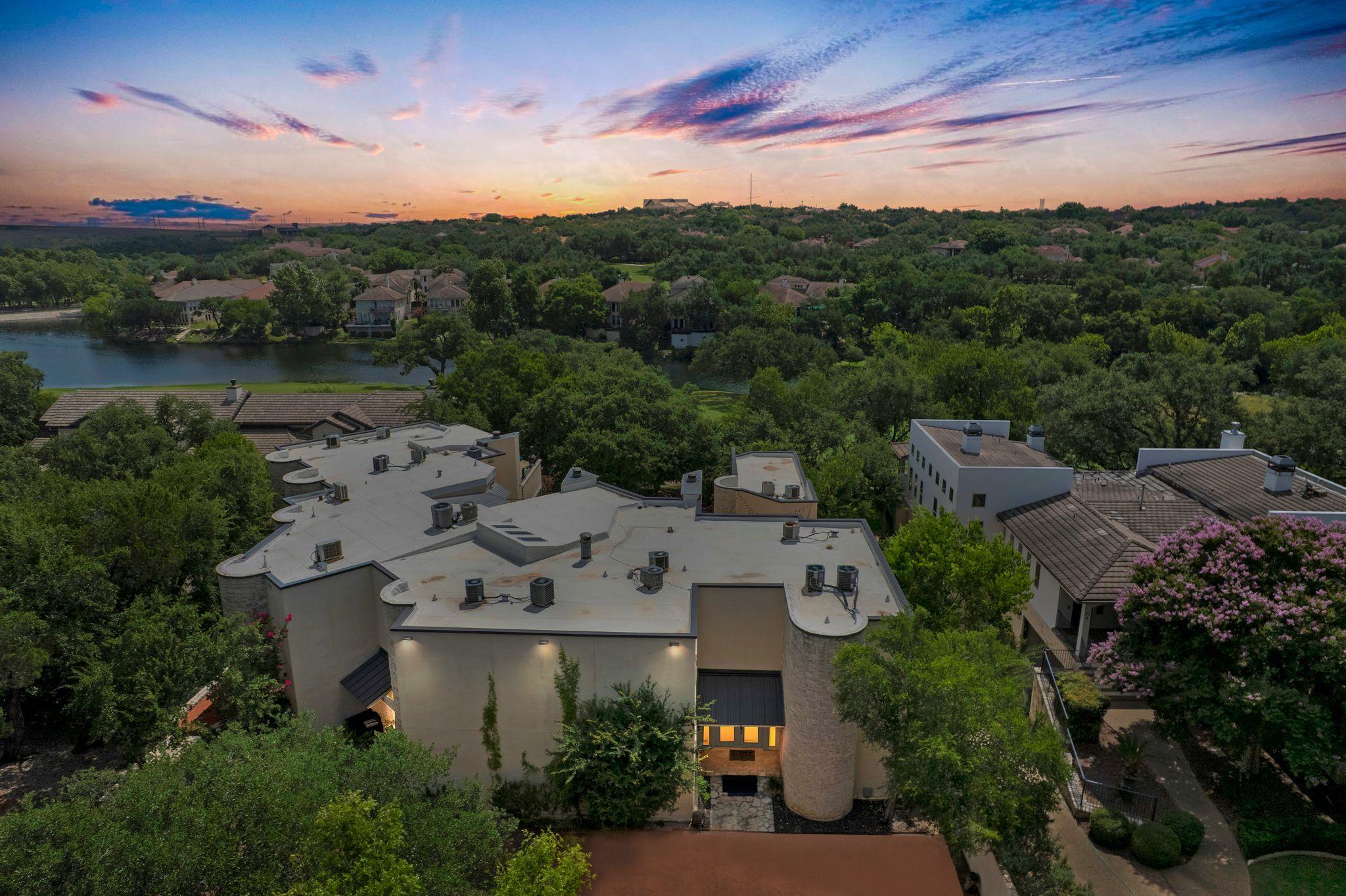 Foto de la propiedad en venta en 1  Crystal Springs Court Ct  #H