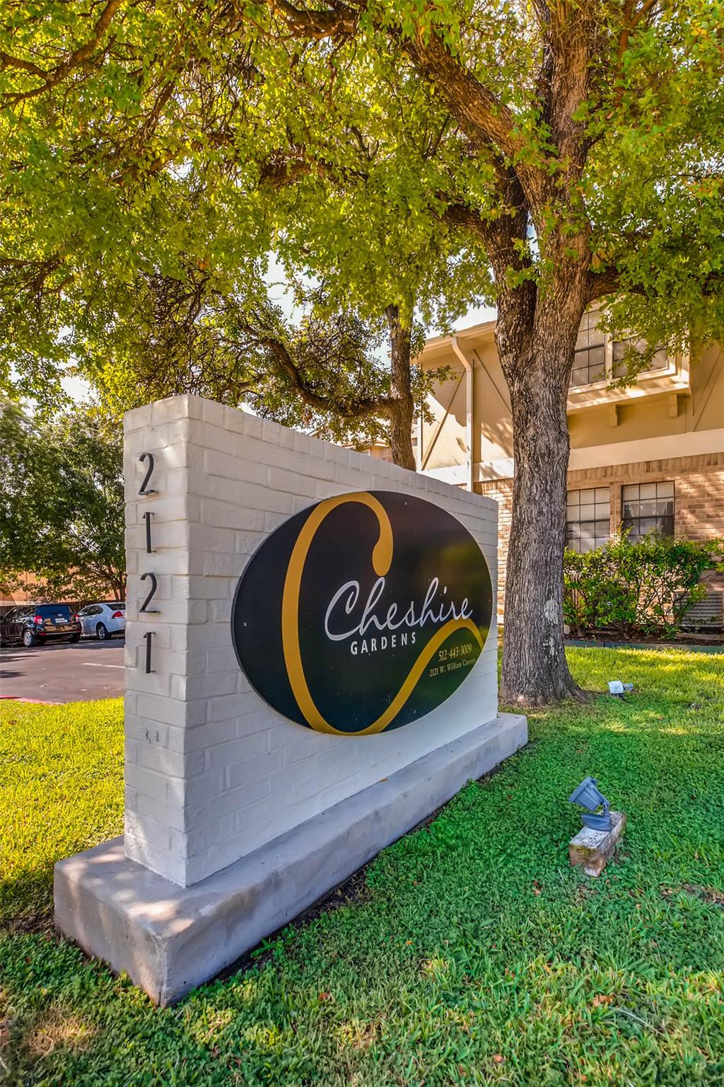 Listing photo 1 of 2121 W William Cannon Dr  #324