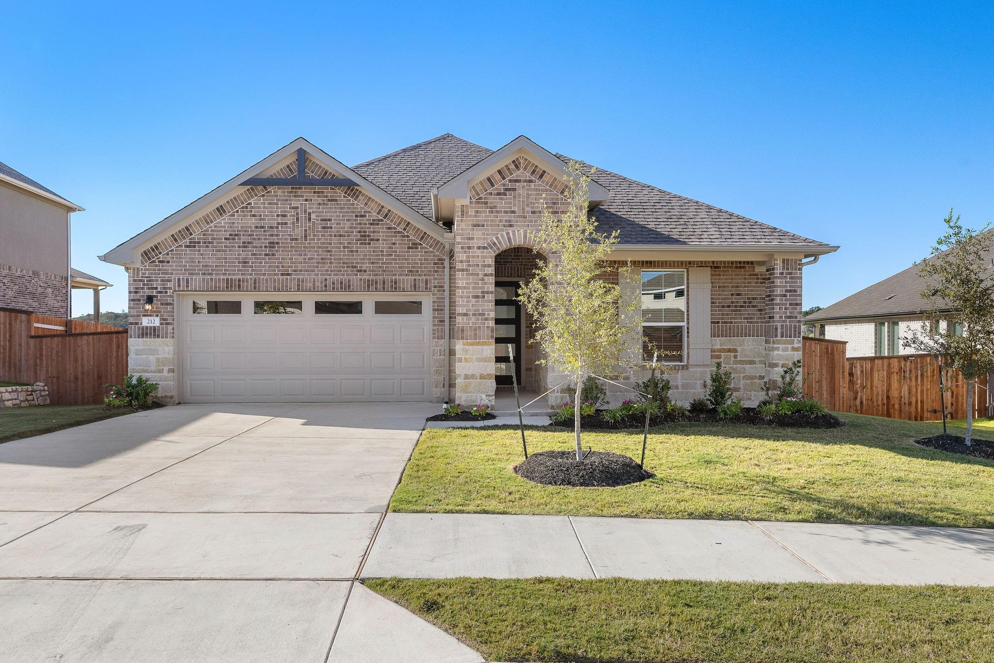 Listing photo 1 of 212  Mystic Canyon Ln