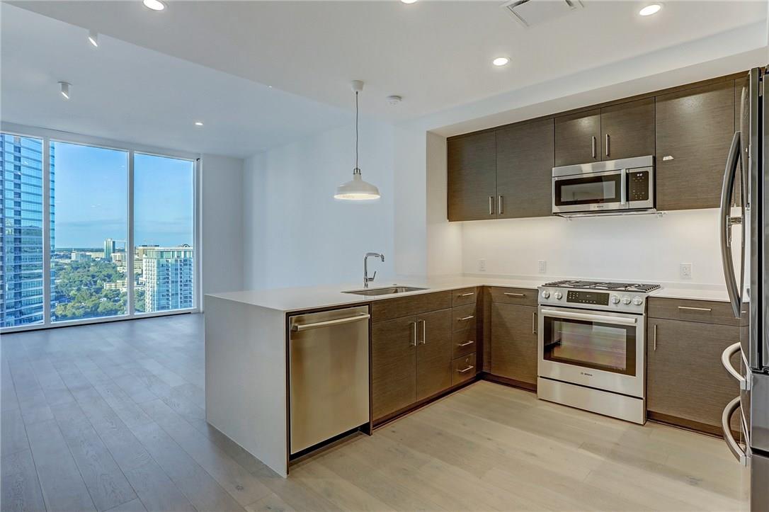 Listing photo 1 of 301  West Ave  #2502