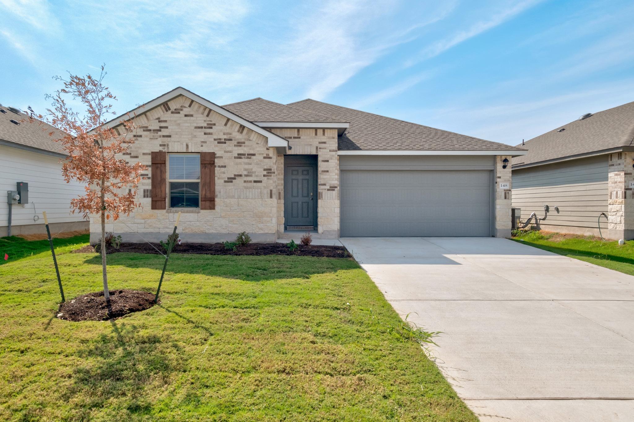 Listing photo 1 of 148  McNamara Ct