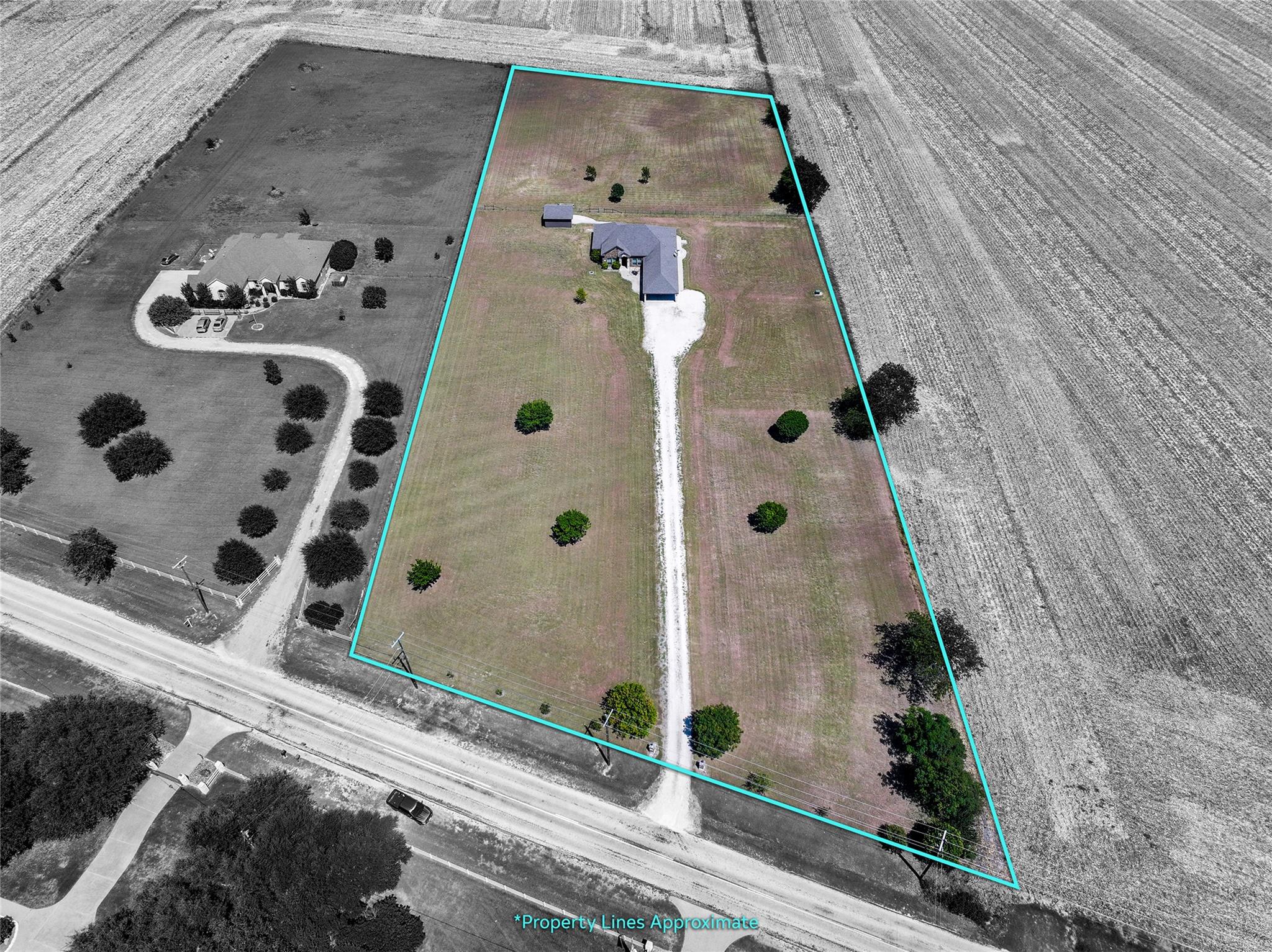 An expansive acreage homesite offers immense priv