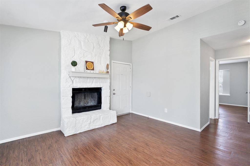 Listing photo 1 of 1711  Rawhide Loop  #1711