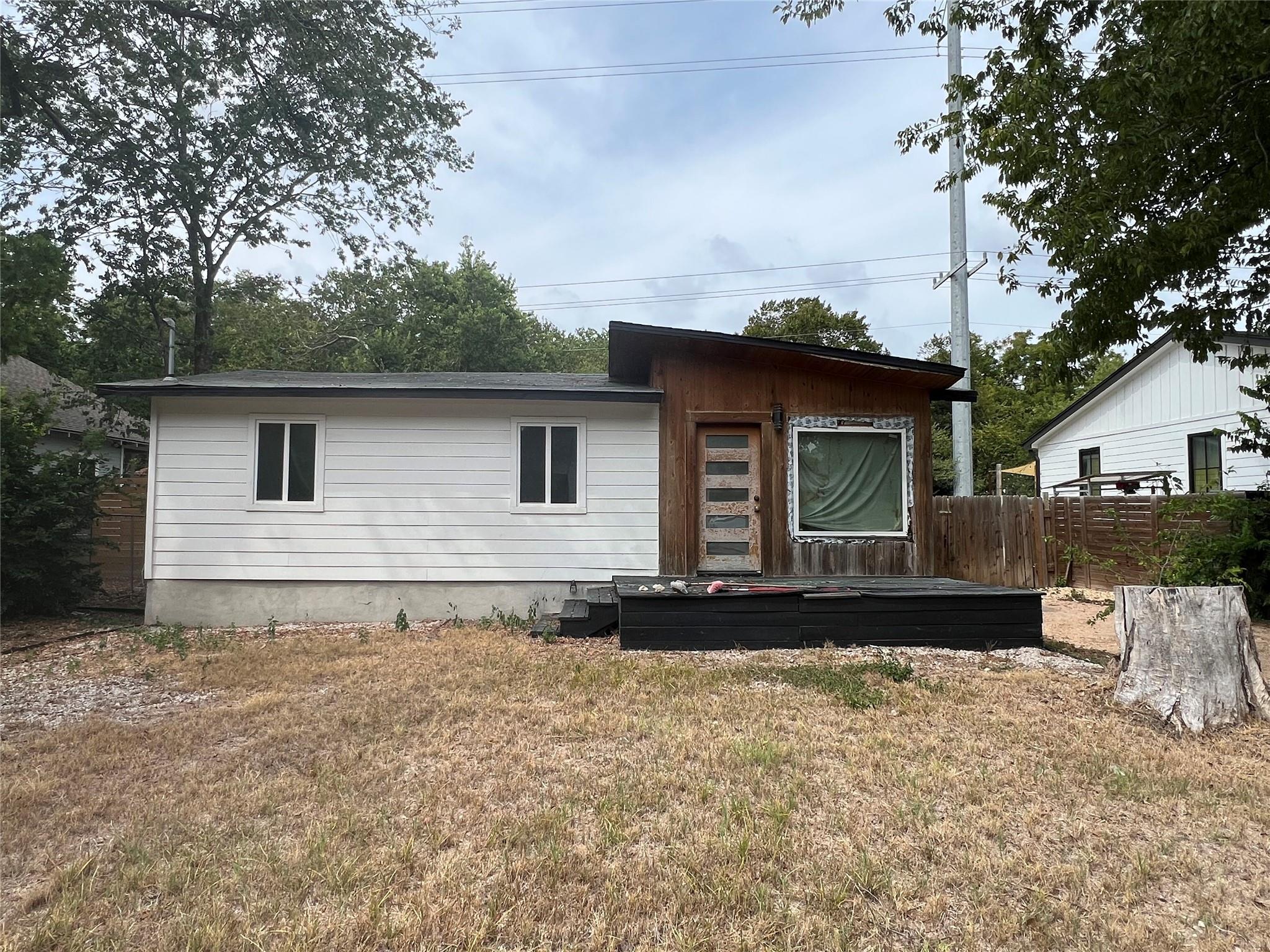 Ảnh nhà đang rao bán 1 của 1144  Richardine Ave