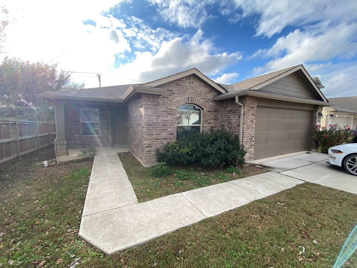 Listing photo 1 of 228  Avalanche Ave