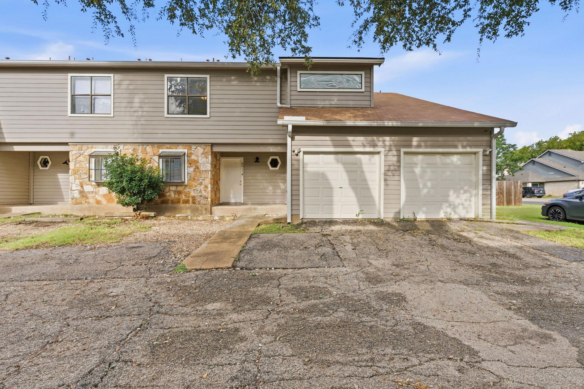 Listing photo 1 of 8811  Schick Rd  #B