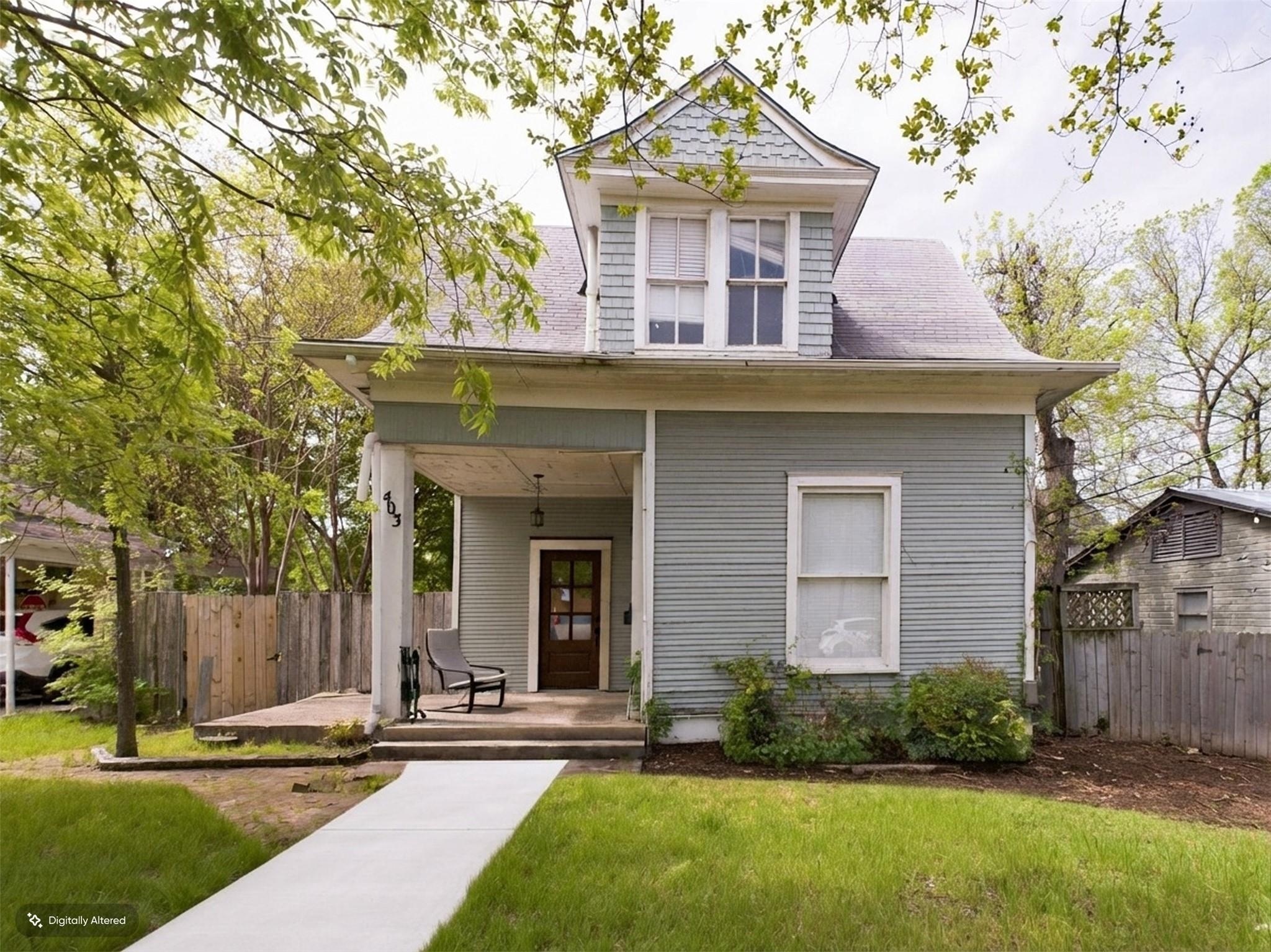 Listing photo 1 of 403  W 35th St