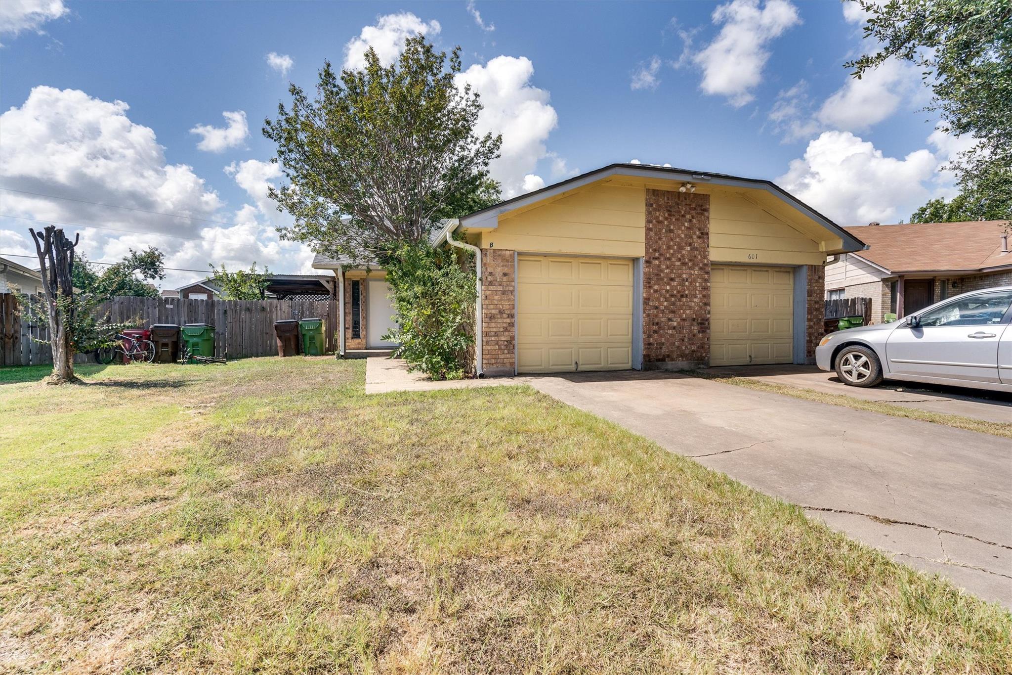Listing photo 1 of 601  Misty Morning Way  #B