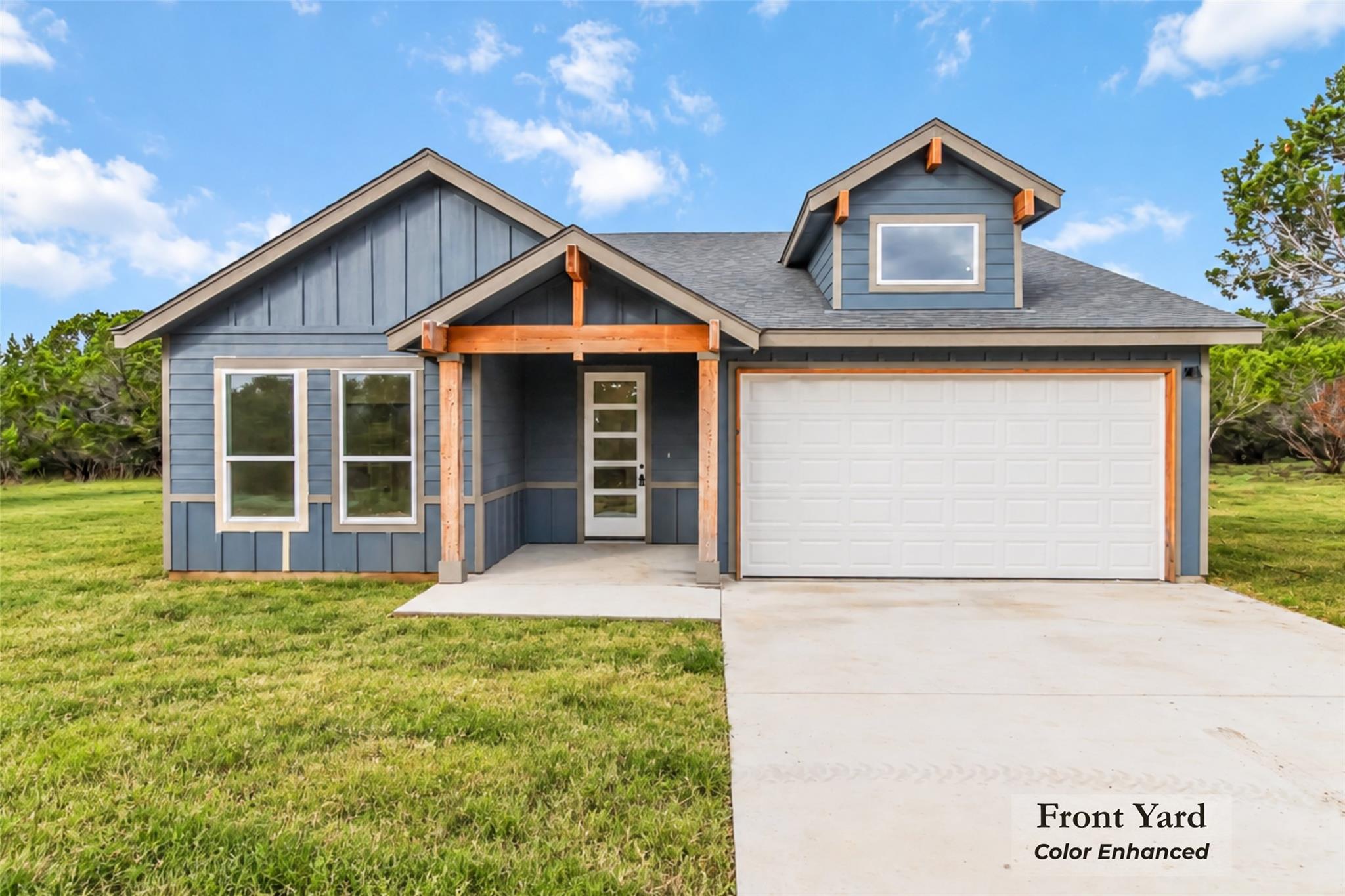 Listing photo 1 of 12  Meadow Oak Ct