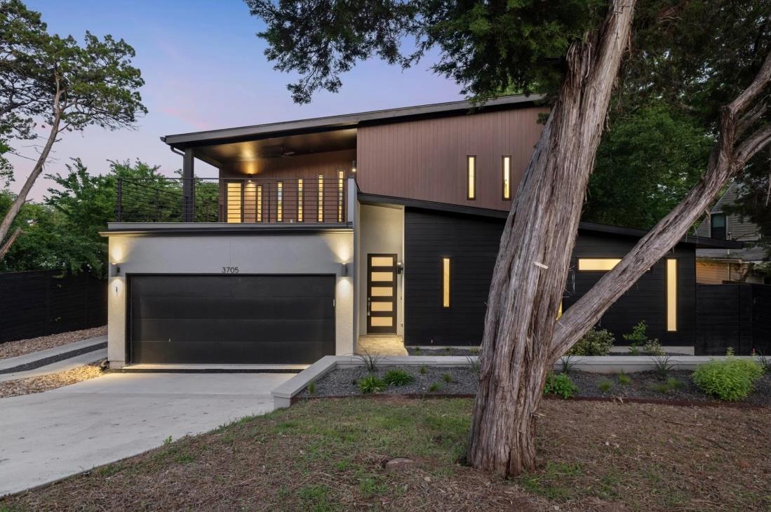 Striking contemporary architecture pairs bold geo