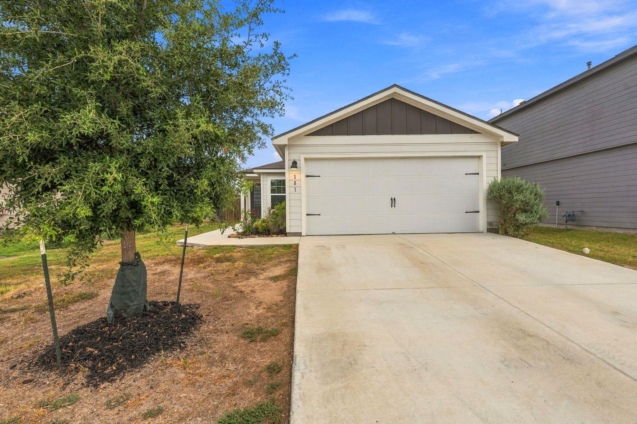 Listing photo 1 of 181  Citrine Crst