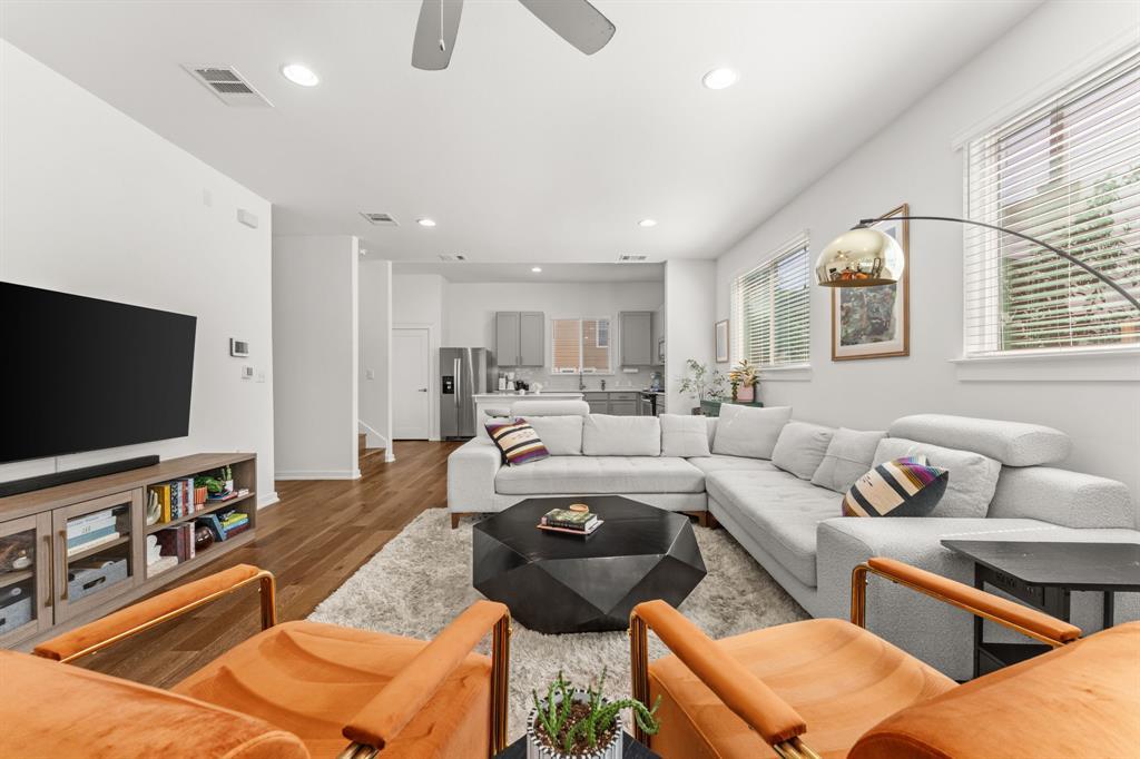 Listing photo 1 of 6800  Menchaca Rd  #37