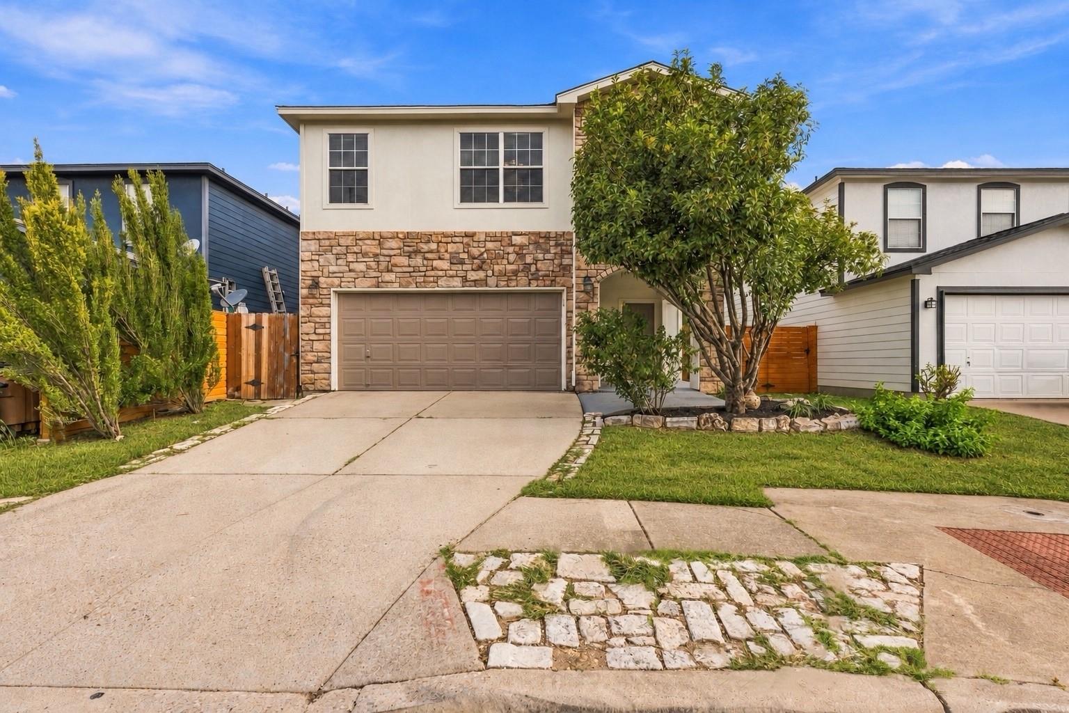 Ảnh nhà đang rao bán 1 của 2522  Magin Meadow Dr