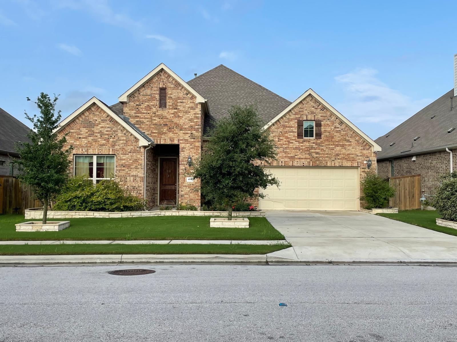 Listing photo 1 of 4117  Brean Down Rd