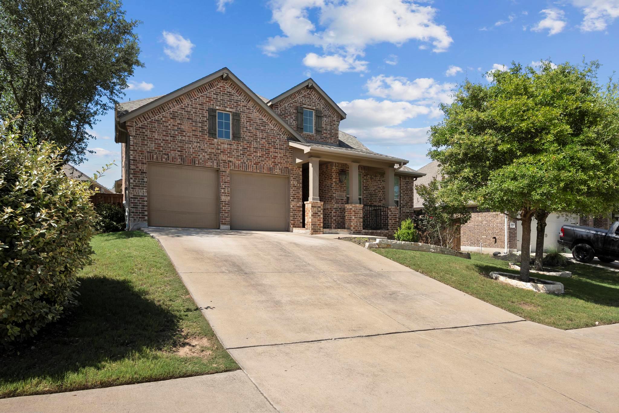 Foto de la propiedad en venta 1 de 272  Nantucket Cir