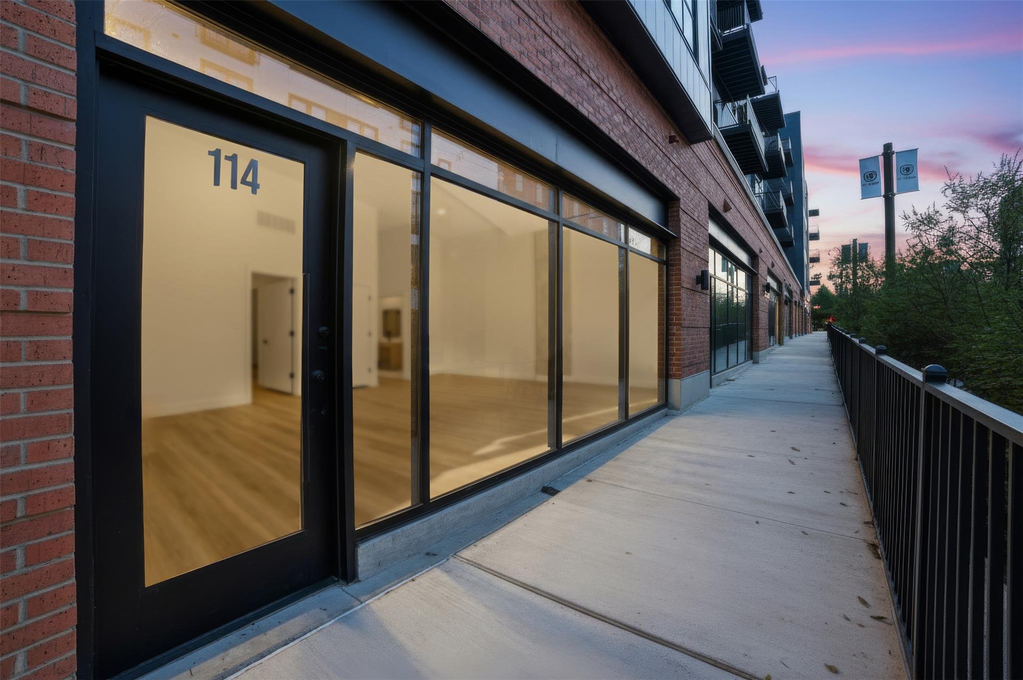 Listing photo 1 of 4315 S Congress Ave  #104