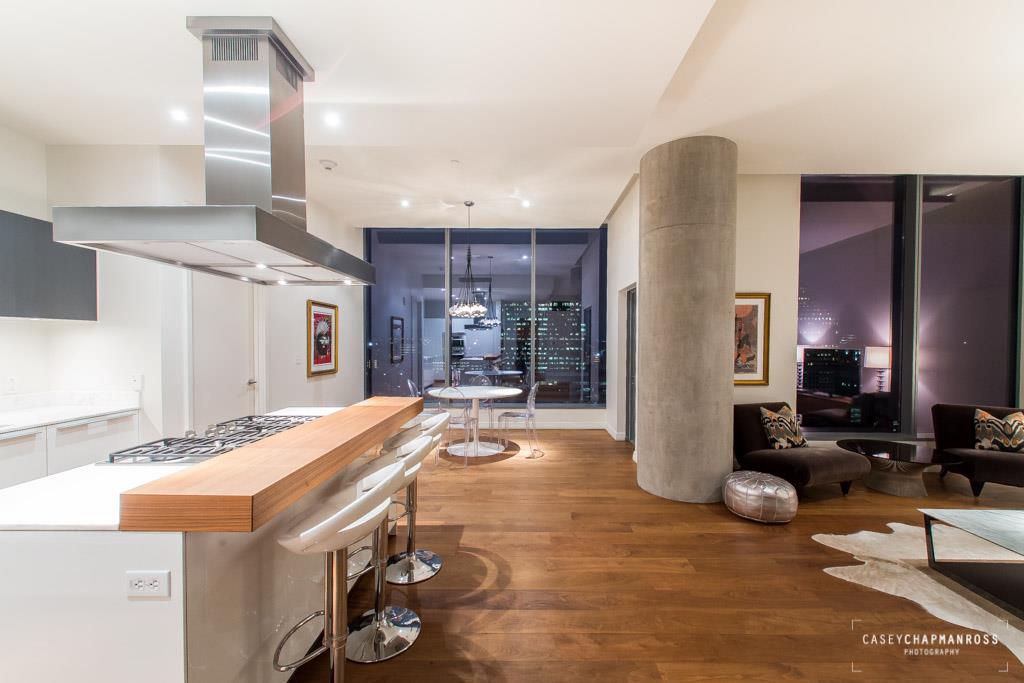 210  Lavaca St  #1910 매물 사진 1