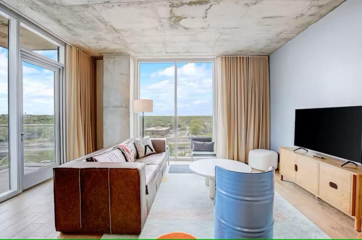 48  East Ave  #1104 매물 사진 1