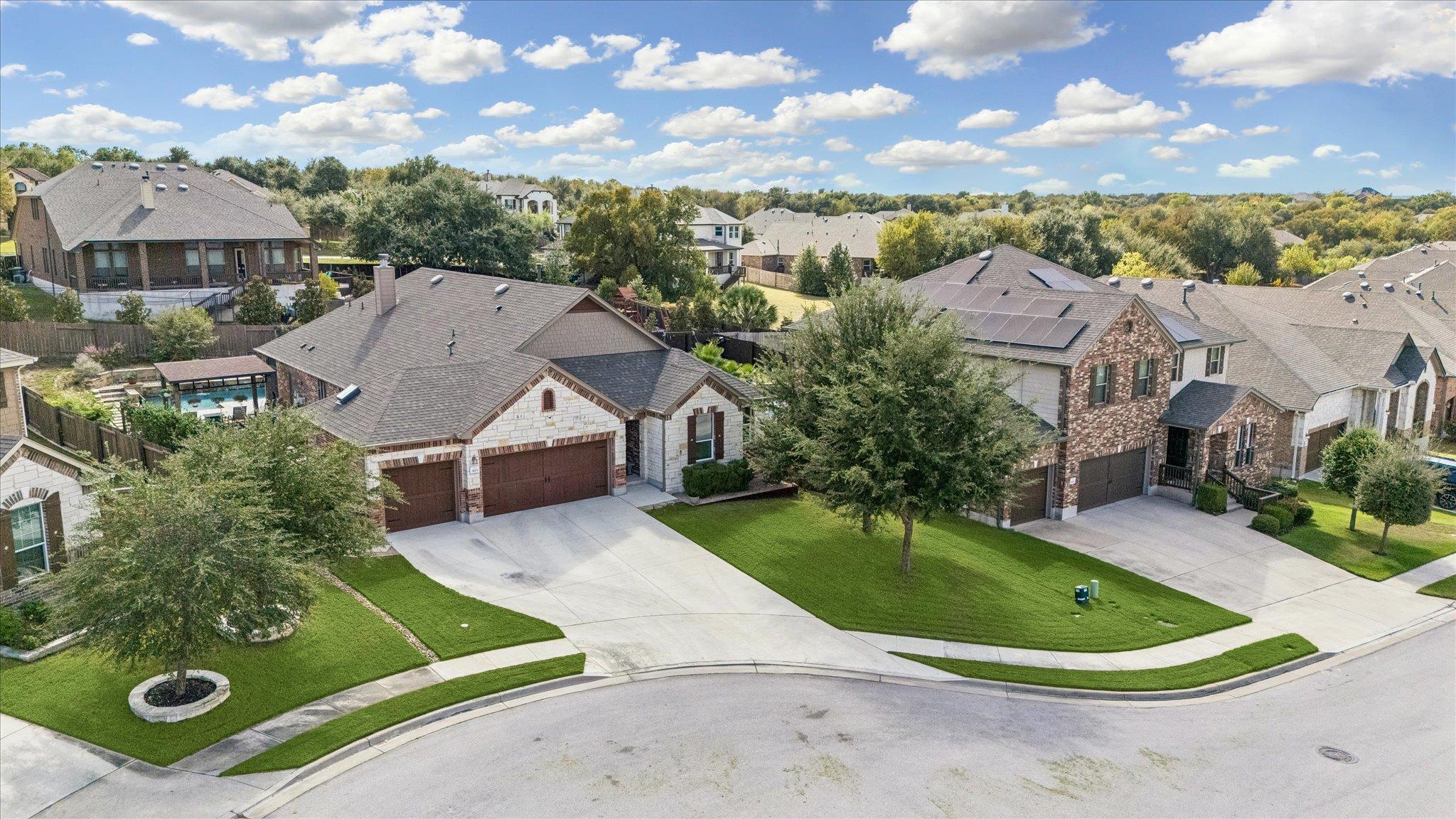 Listing photo of 3113  Maurine Dr