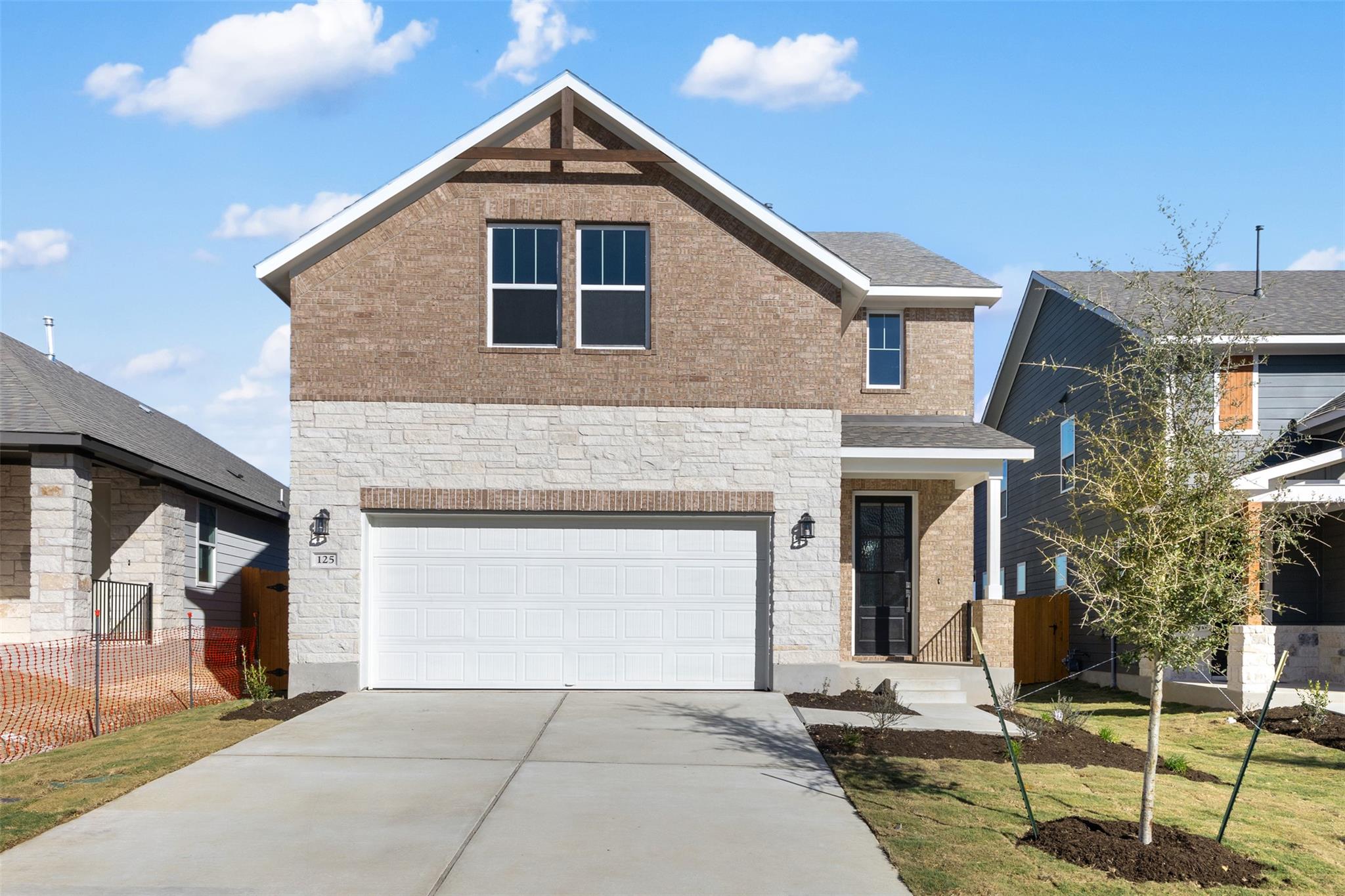 Ảnh nhà đang rao bán 1 của 17414  Carmel Rancho Ave